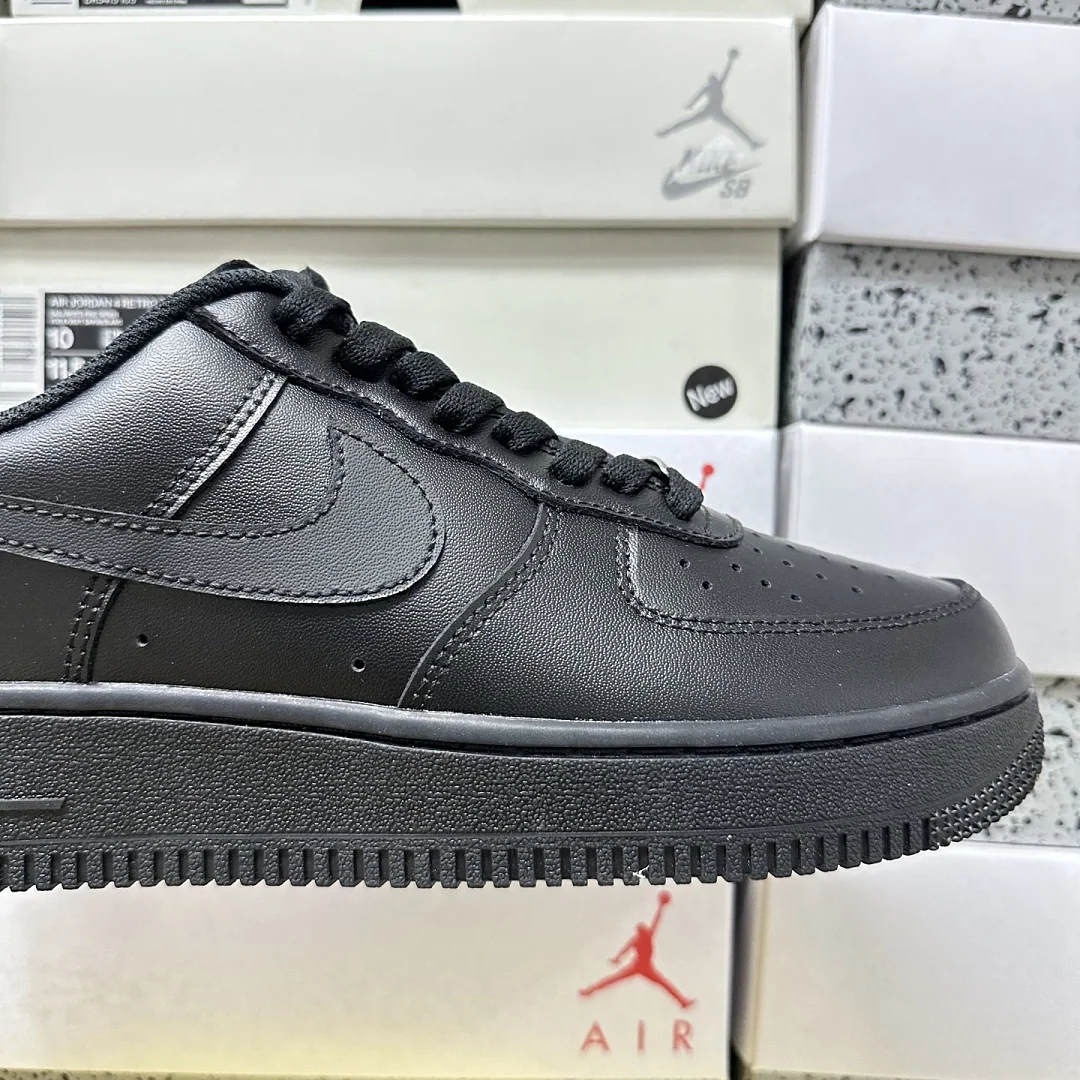 나이키 [XY/PB] 에어 포스 1 로우 CW2288-001 201726 Nike Air Force 1 Low '07 Black 상세 이미지 2