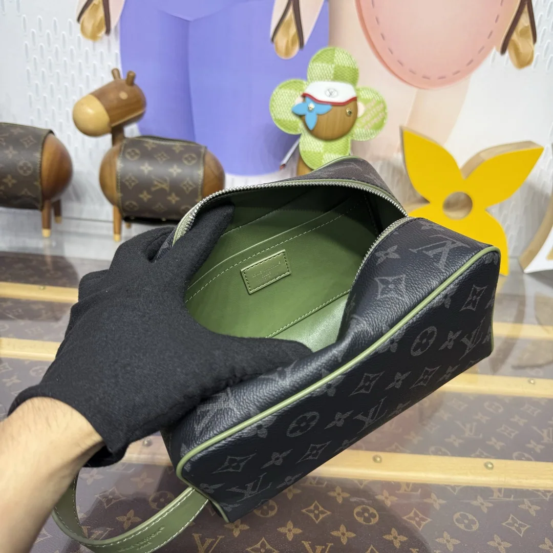 루이비통 모노그램 에클립스 버드케이지 화장품 가방 M28840 상세 이미지 9
