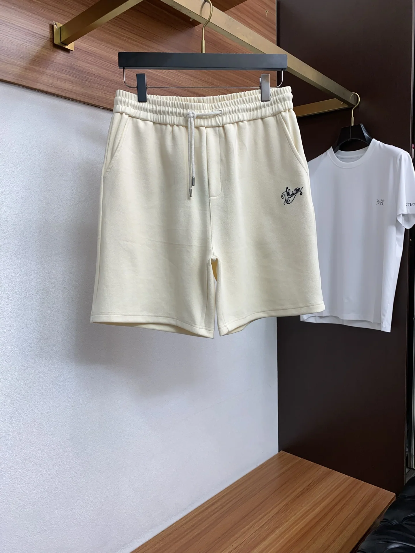 루이비통 남성 반바지 68905 Louis Vuitton Shorts 상세 이미지 1