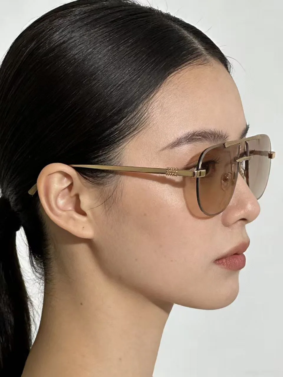 미우미우 MU A1939 선글라스 73049