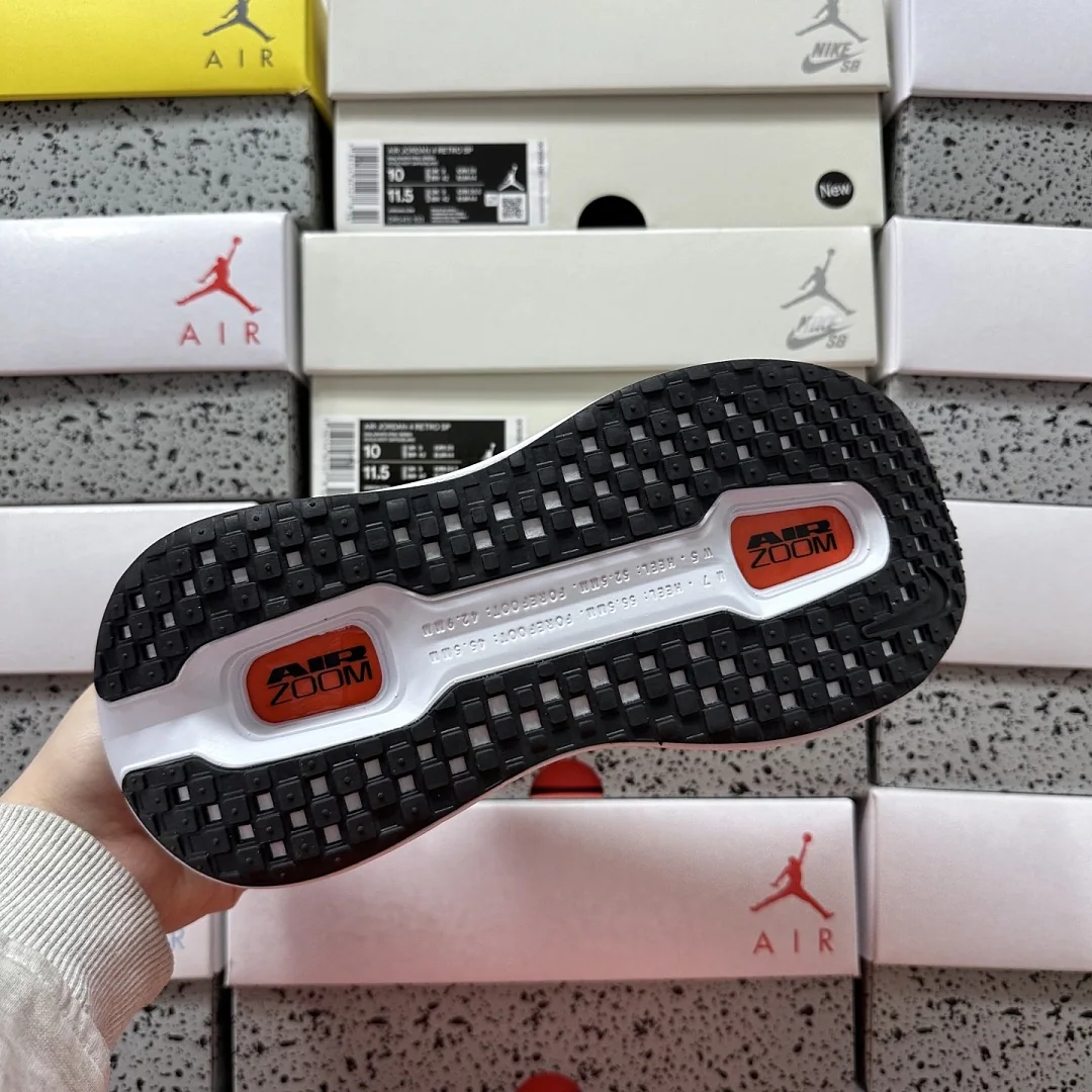 나이키 [5A] 보메로 프리미엄 화이트 옐로우 HQ2050-140 201641 Nike Vomero Premium 상세 이미지 7