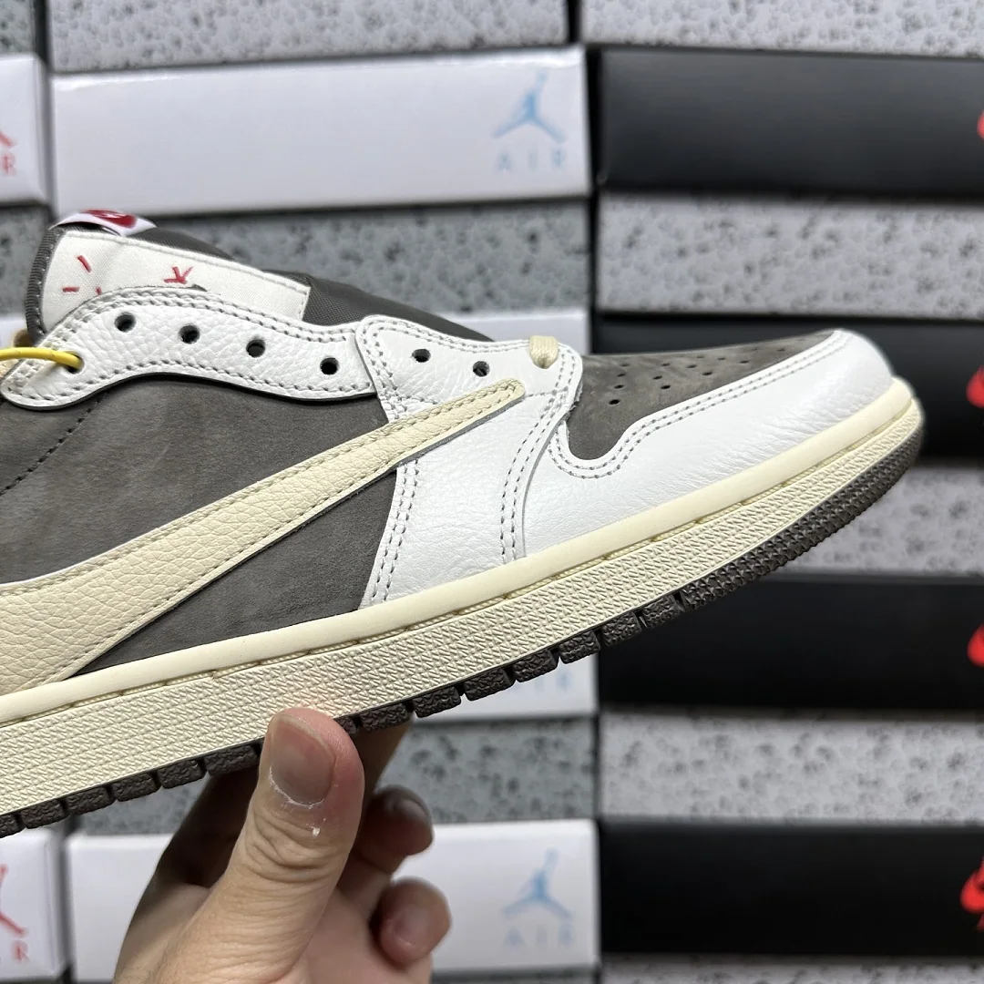 나이키 [GX] DM7866-162 201737 Nike Travis Scott Reverse Mocha 1 상세 이미지 2