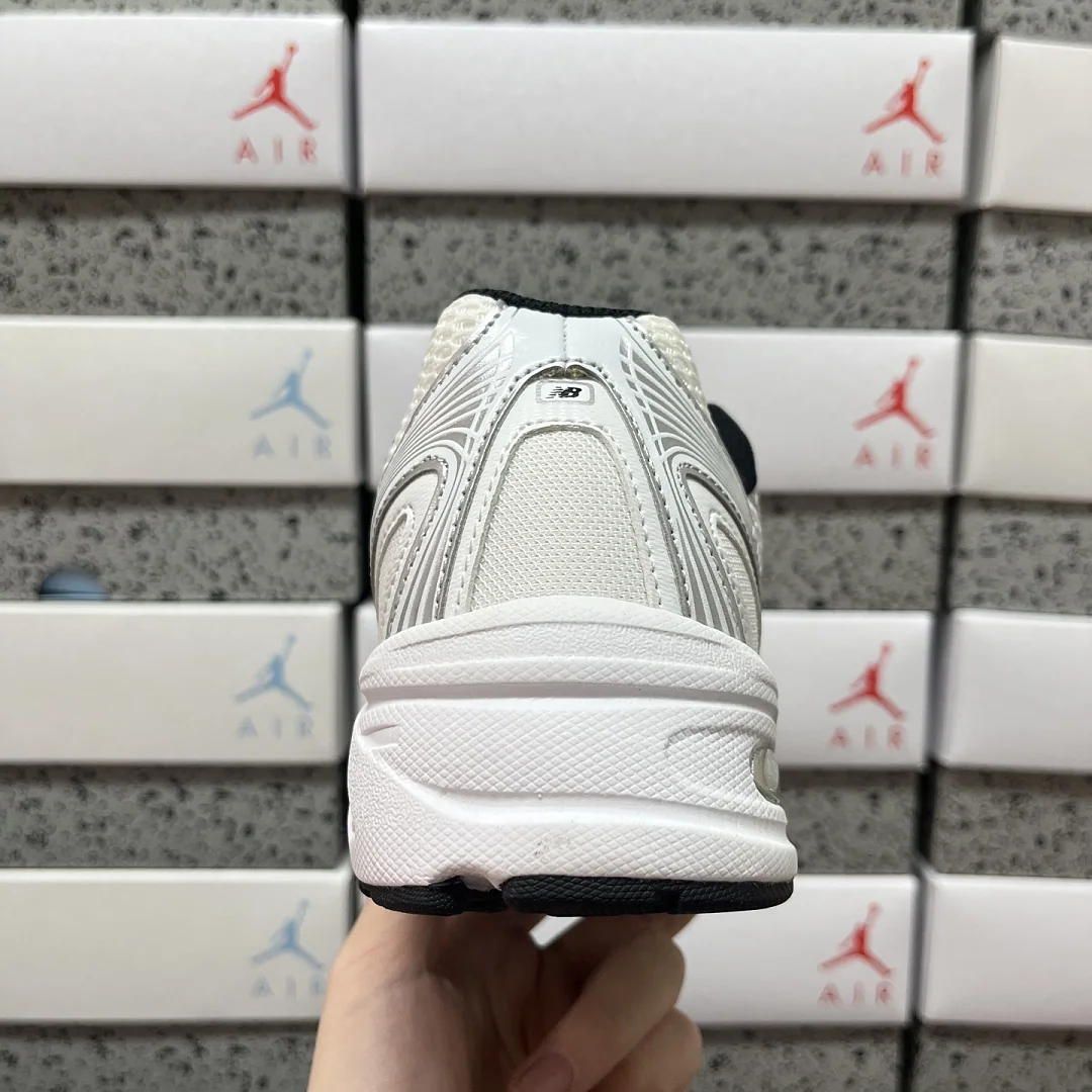 뉴발란스 [XY] 740 U740NW2 202068 New Balance 740 White Silver Metallic Navy 상세 이미지 4