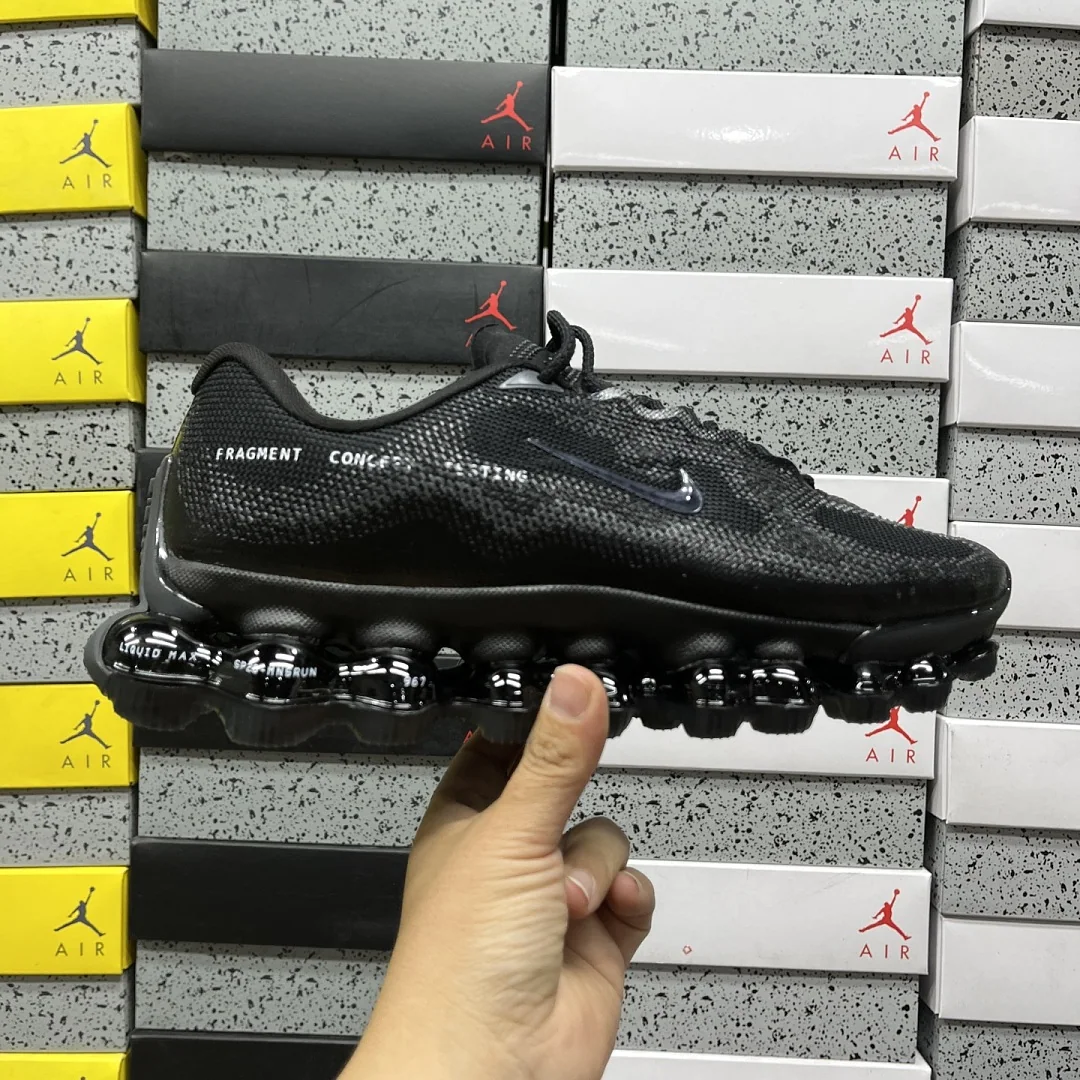 나이키 [EG] 에어 IQ8601-001 201665 Nike Air Liquid Max Fragment Black 상세 이미지 2
