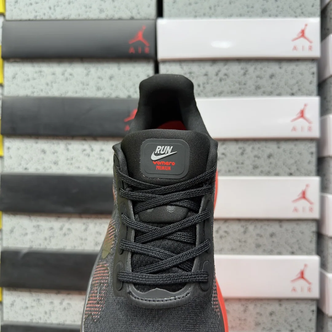 나이키 [5A] 보메로 프리미엄 HQ2050-002 201784 Nike Vomero Premium Black Bright Crimson 상세 이미지 5