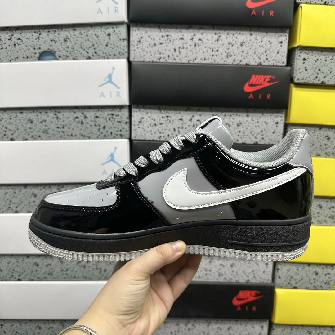 나이키 [XY/PB] 에어 포스 1 로우 IO9974-010 201822 Nike Air Force 1 Low Syna Central Cee 상세 이미지 7