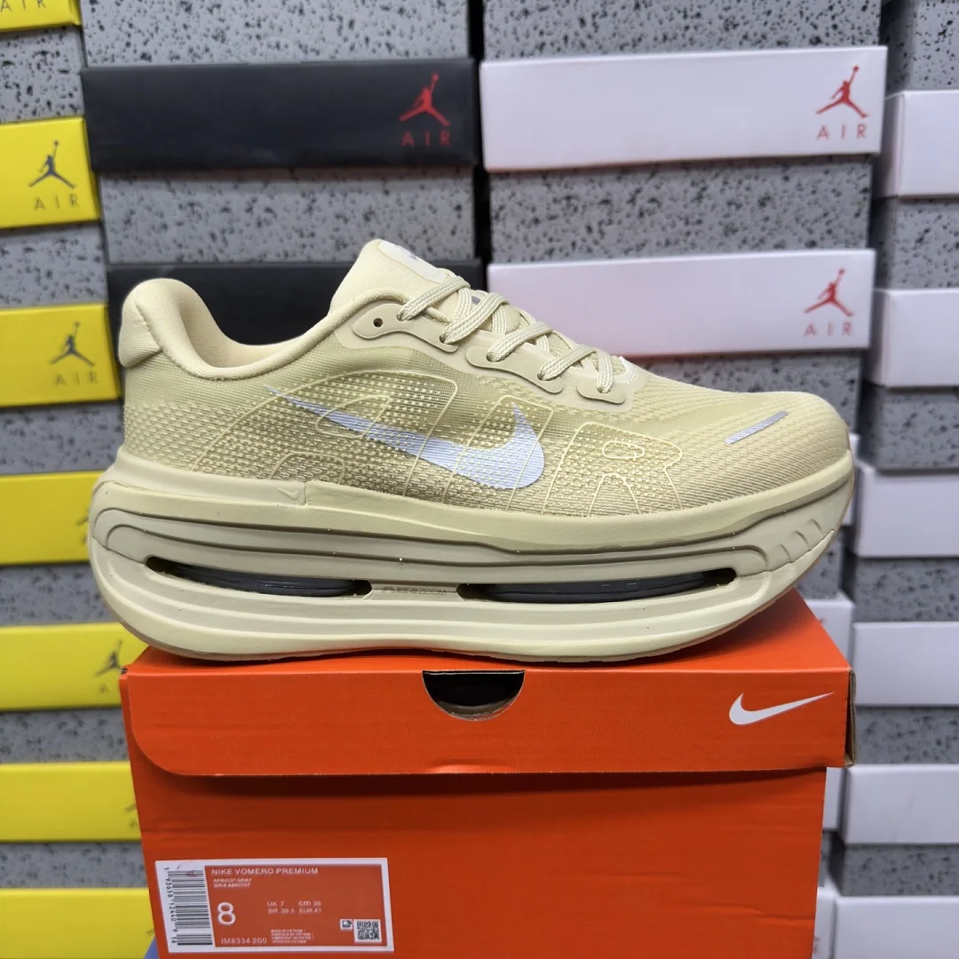 나이키 [5A] 보메로 프리미엄 IM8334-200 201786 Nike Vomero Premium