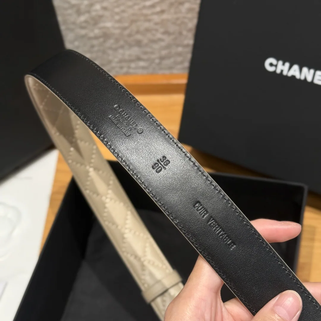 샤넬 다이아몬드 패턴 램스킨 더블 C 메탈 로고 벨트 상세 이미지 9