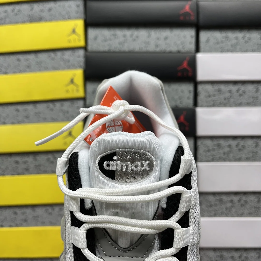 나이키 [WE] 에어 맥스 95 OG HM4740-007 201964 Nike Air Max 95 OG Big Bubble Granite 상세 이미지 6