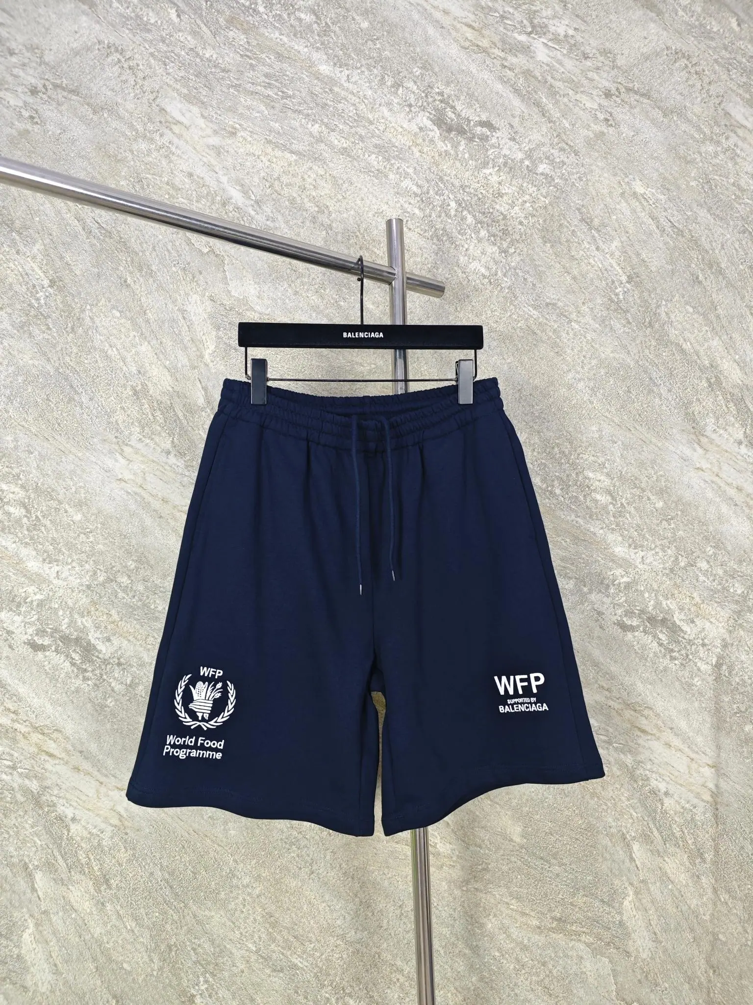 발렌시아가 WFP 프린트 네이비 남성 반바지 158422