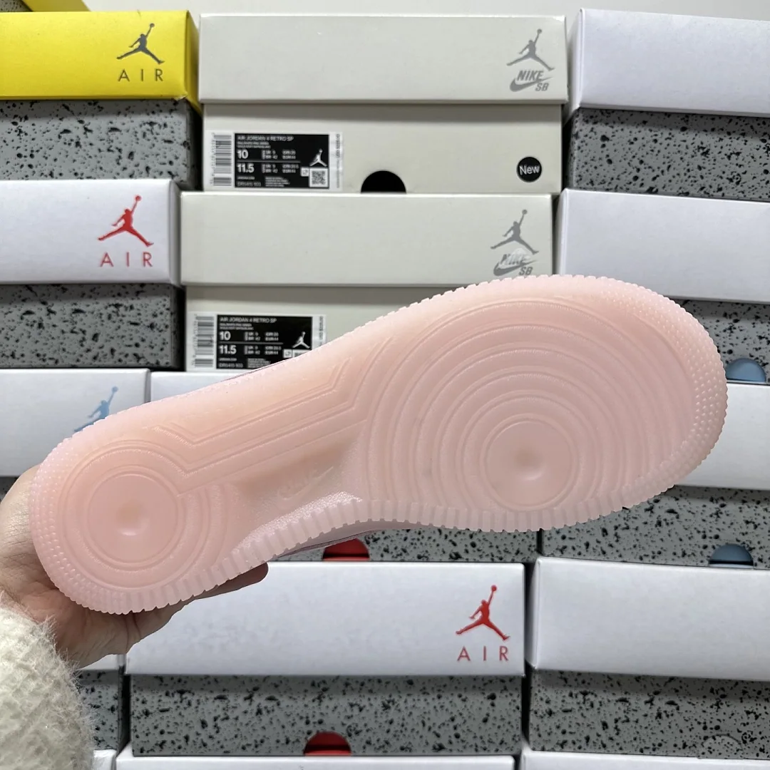 나이키 [XY/PB] 에어 포스 1 로우 CZ8065-600 201730 Nike Air Force 1 Low Drake NOCTA 상세 이미지 4