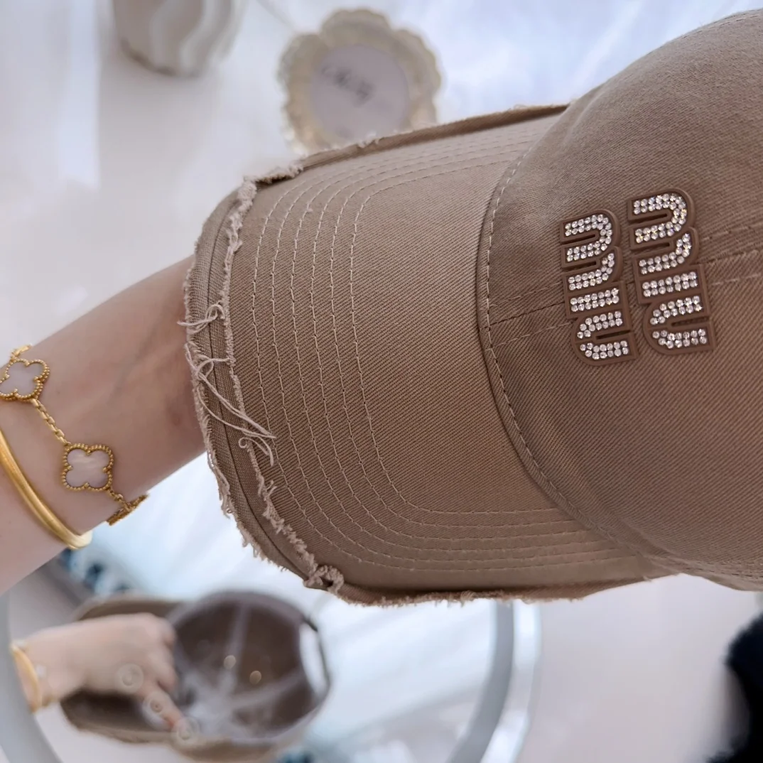 미우미우 모자 81052 Miu Miu Cap 상세 이미지 4