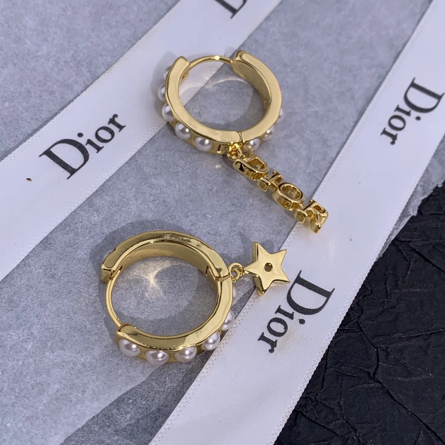 디올 귀걸이 60578 Dior Earrings 상세 이미지 1