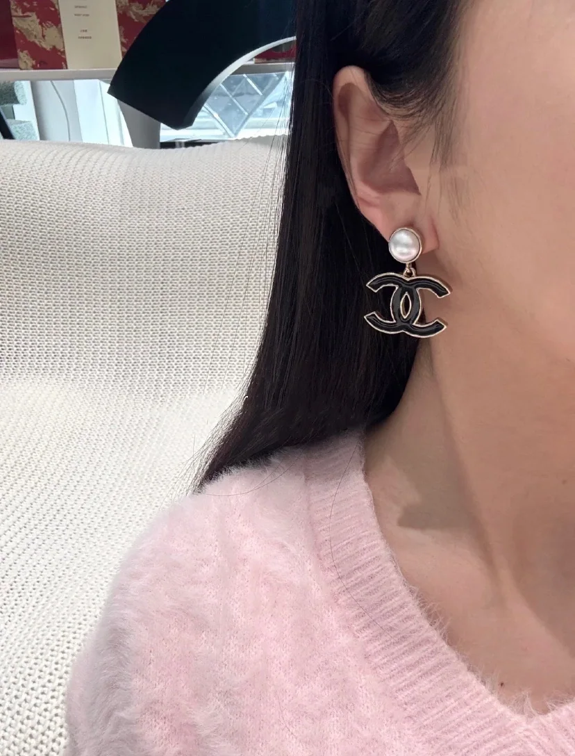 샤넬 더블 C 진주 귀걸이 상세 이미지 2