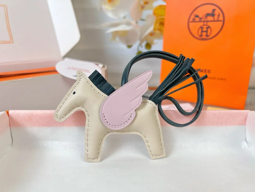 에르메스 페가수스 램스킨 키링 124378