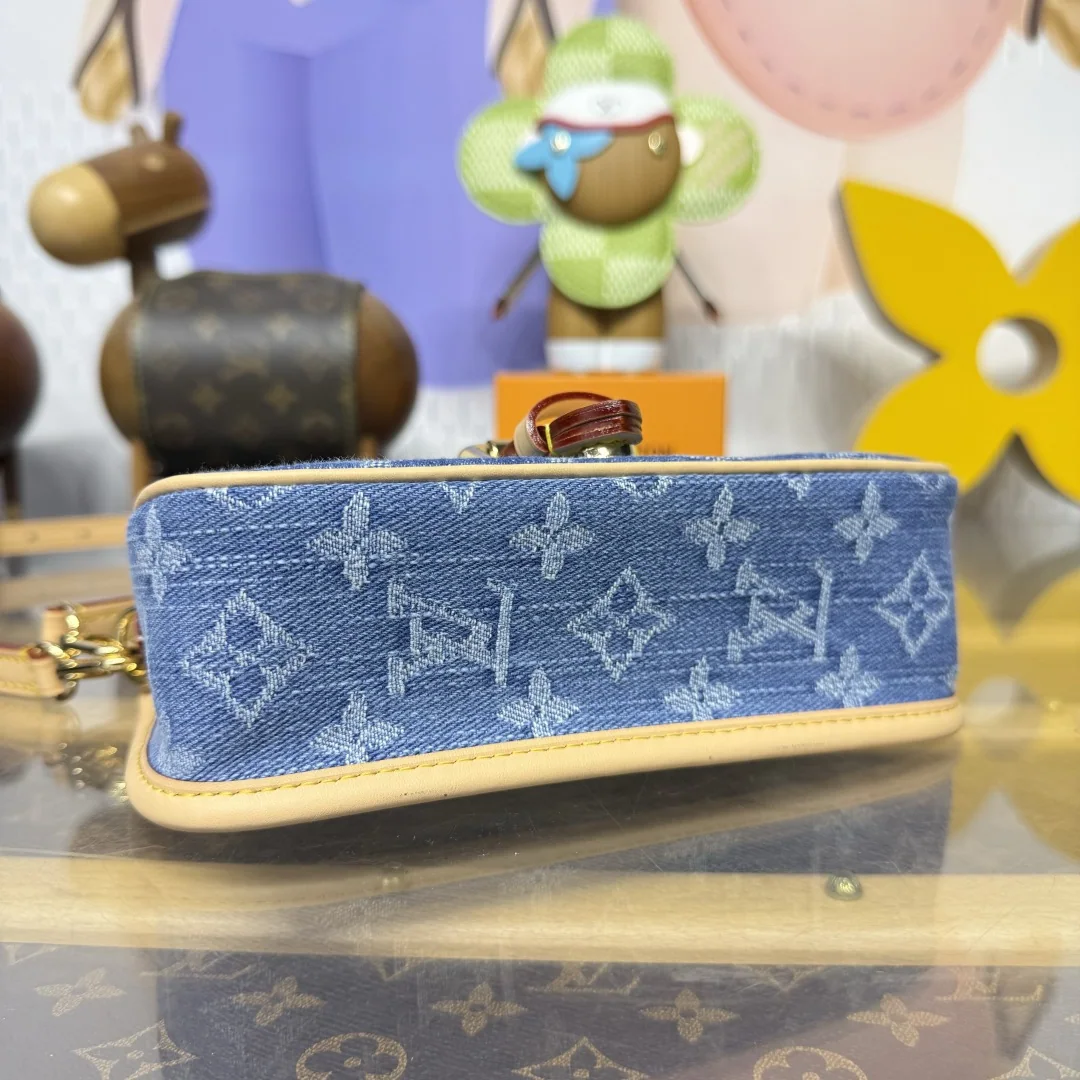 루이비통 나노 다이안 바게트 백 M27700 가방 상세 이미지 4