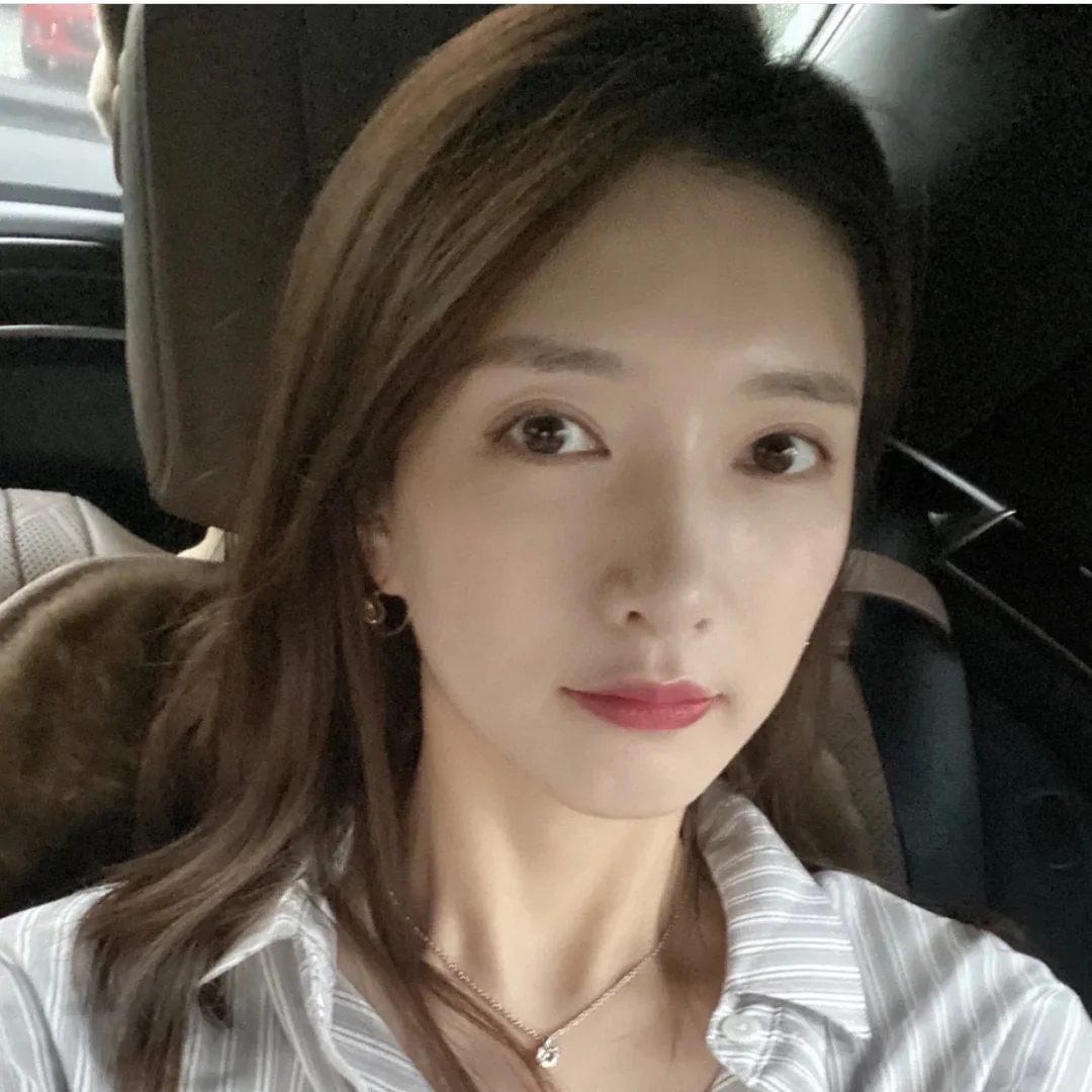 셀린느 미니멀 디자인 귀걸이 상세 이미지 4