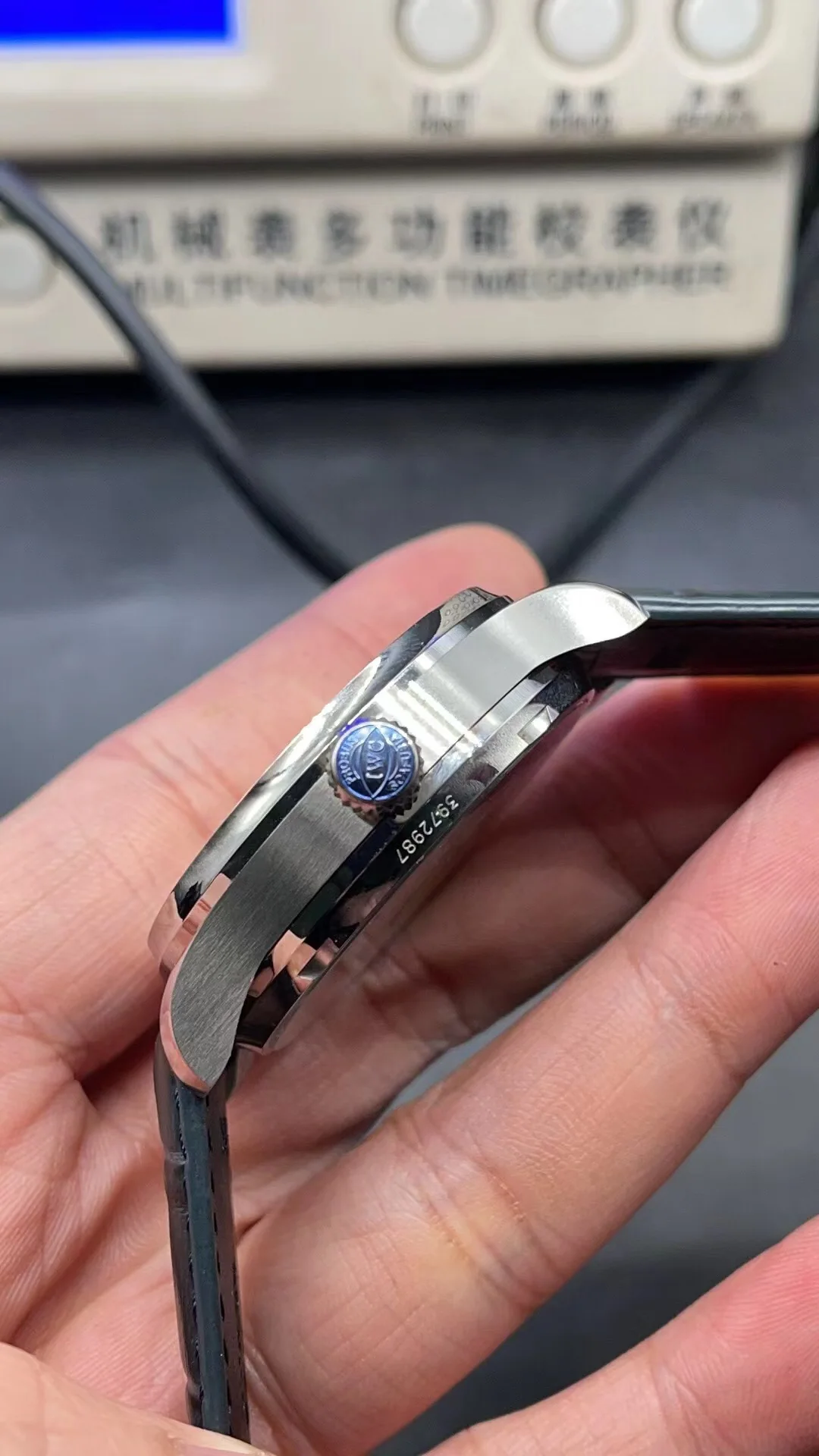 IWC 포르투기저 7 데이즈 파워리저브 시계 상세 이미지 5