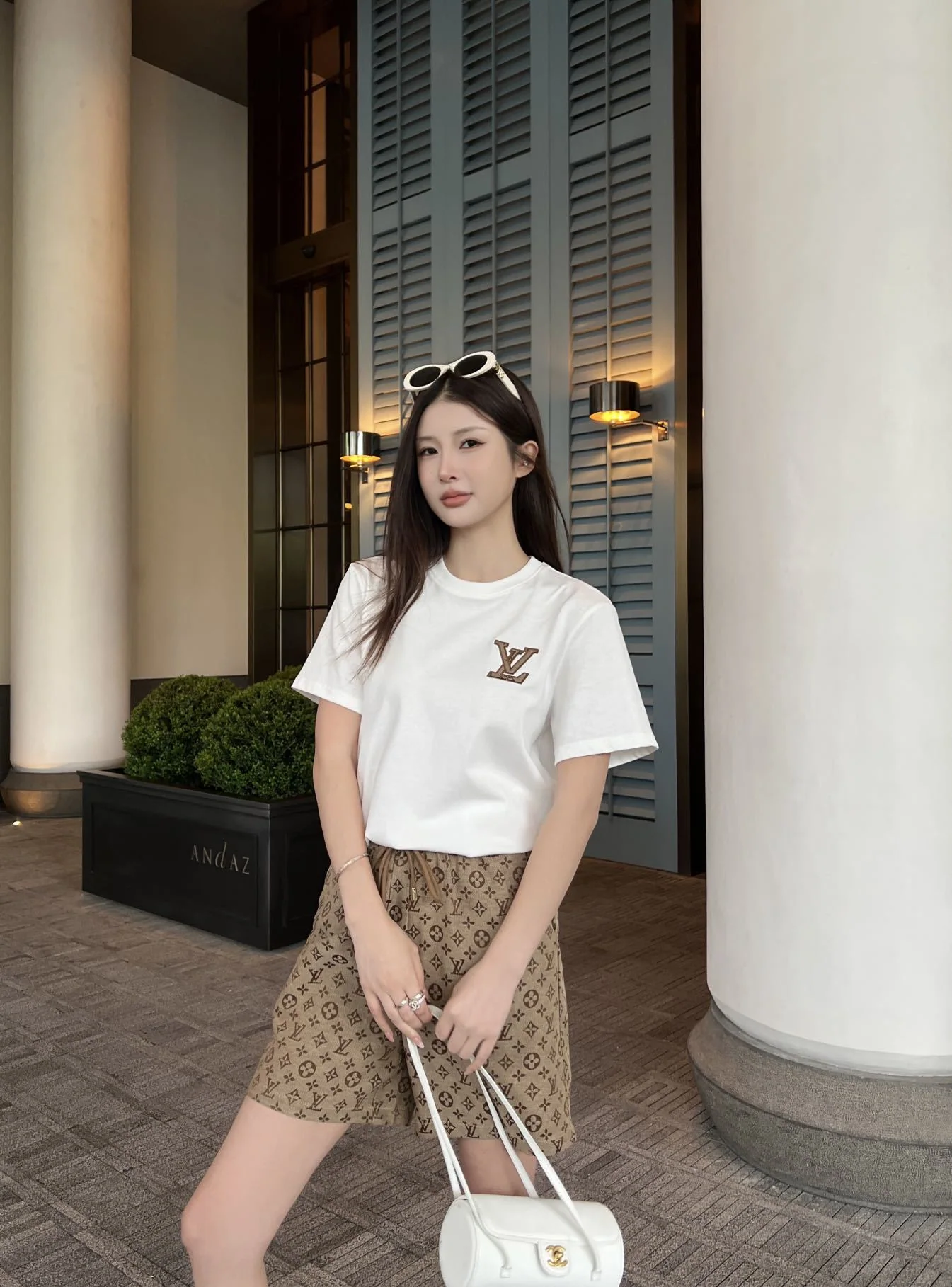 루이비통 여성 LV 로고 자카드 반팔 티셔츠 세트 상세 이미지 1