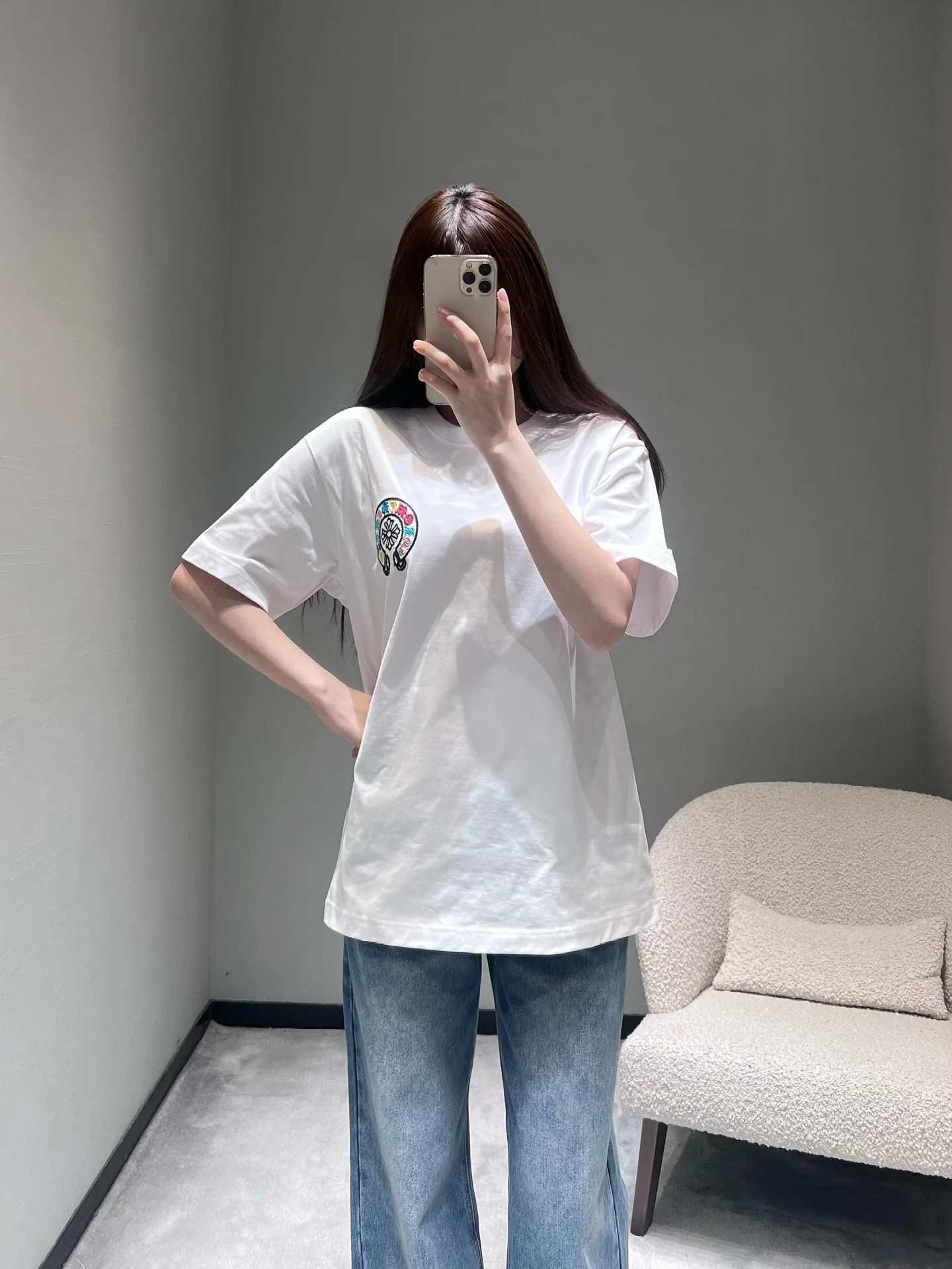 크롬하츠 여성 자수 프린트 오버핏 반팔 티셔츠 상세 이미지 3