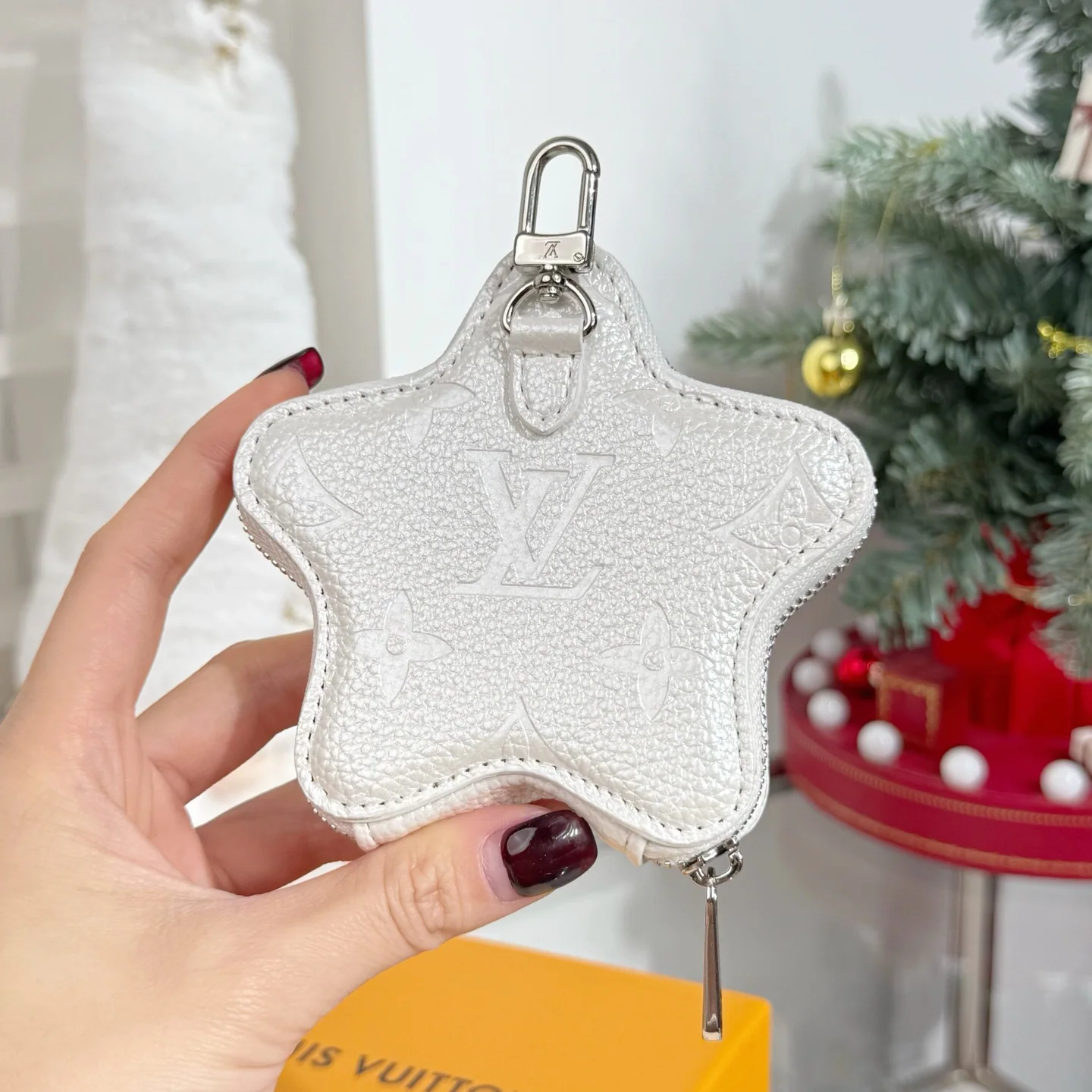 루이비통 LV 루이베어 스타 코인 퍼스 키링 상세 이미지 3