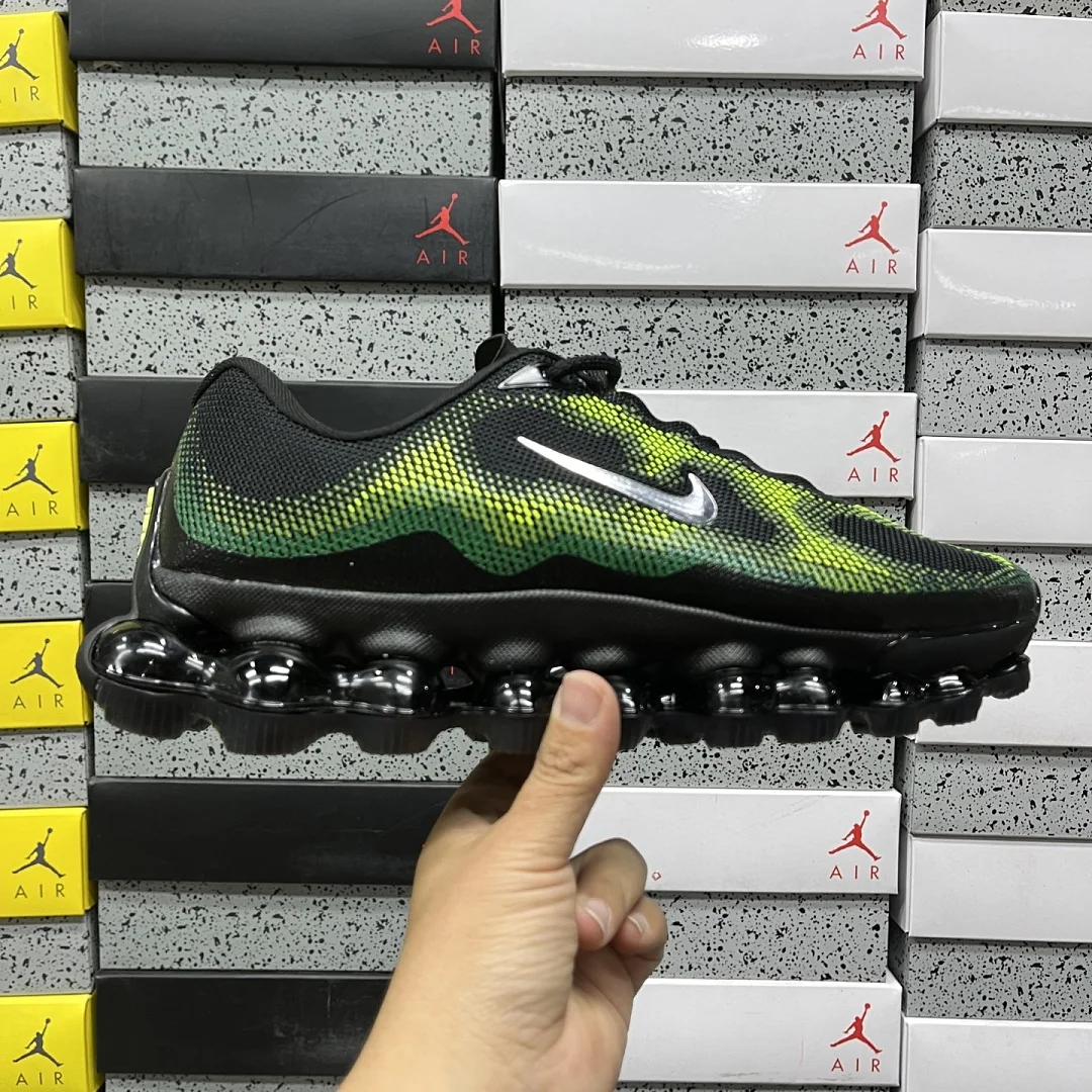 나이키 [EG] 에어 IQ7634-001 201664 Nike Air Liquid Max Black Green Apple 상세 이미지 10