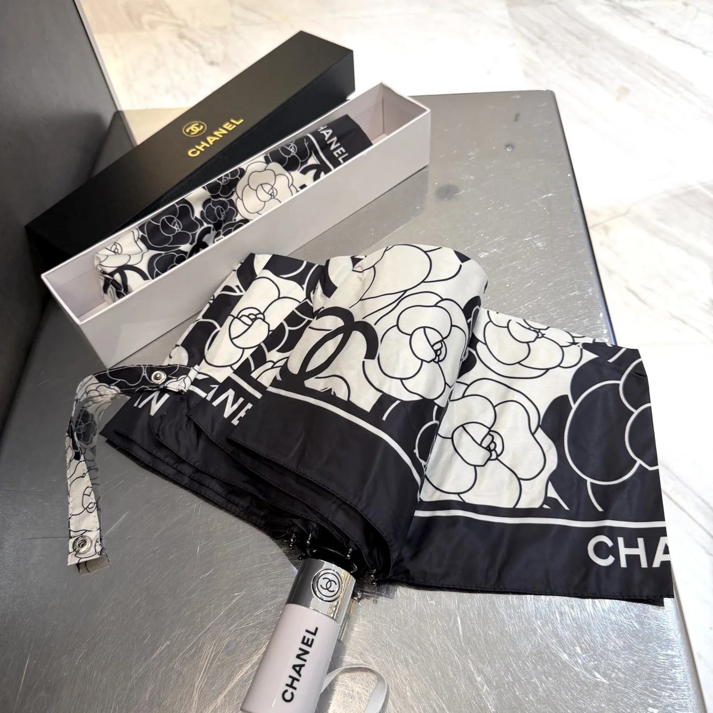 샤넬 우산 85294 Chanel Umbrella 상세 이미지 3