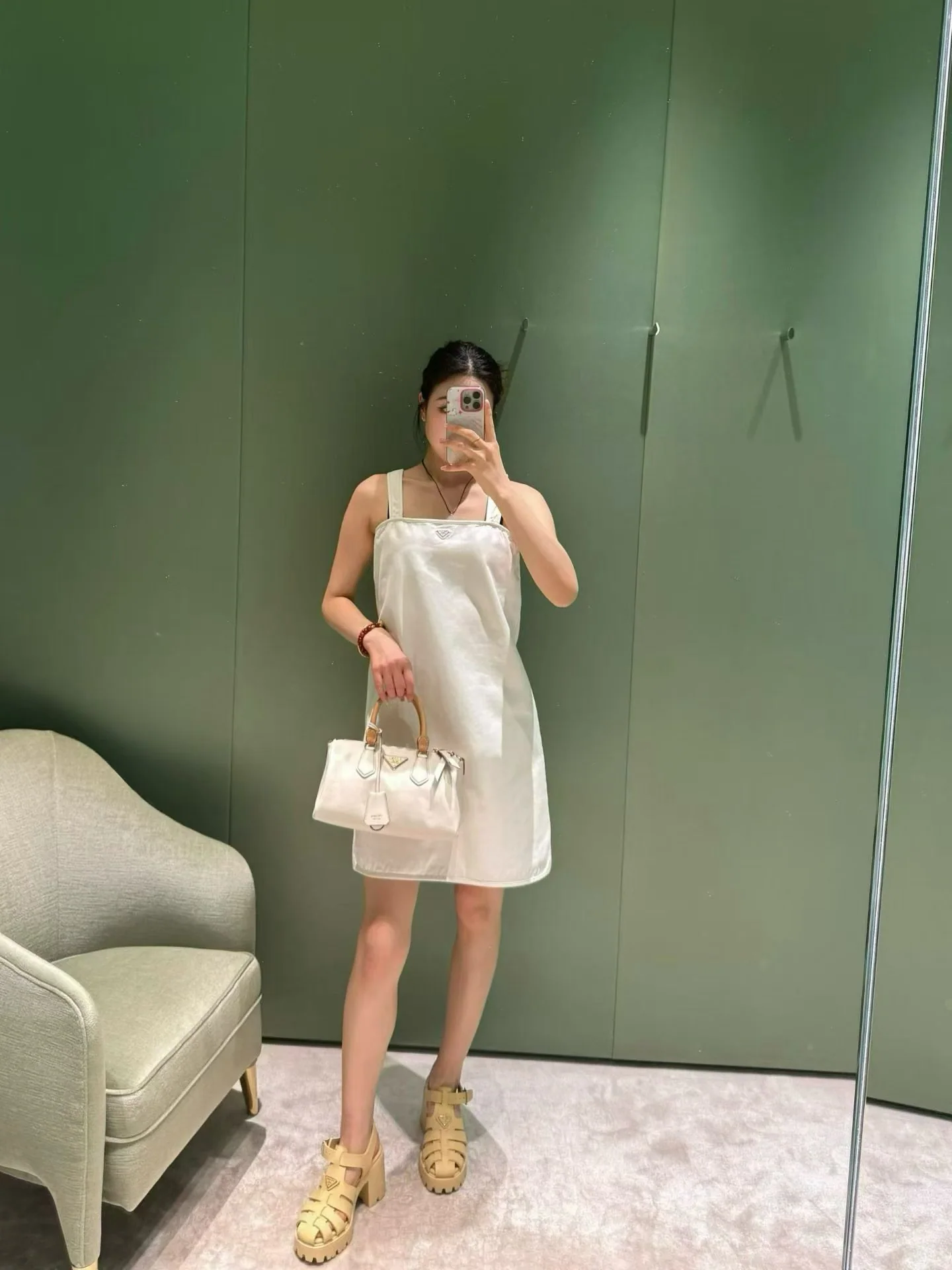 프라다 화이트 워시 데님 A라인 원피스 상세 이미지 3