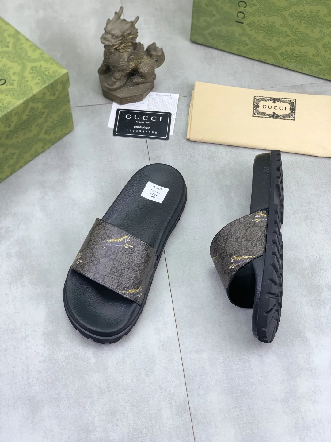 구찌 뱀띠 캐주얼 슬리퍼 상세 이미지 3