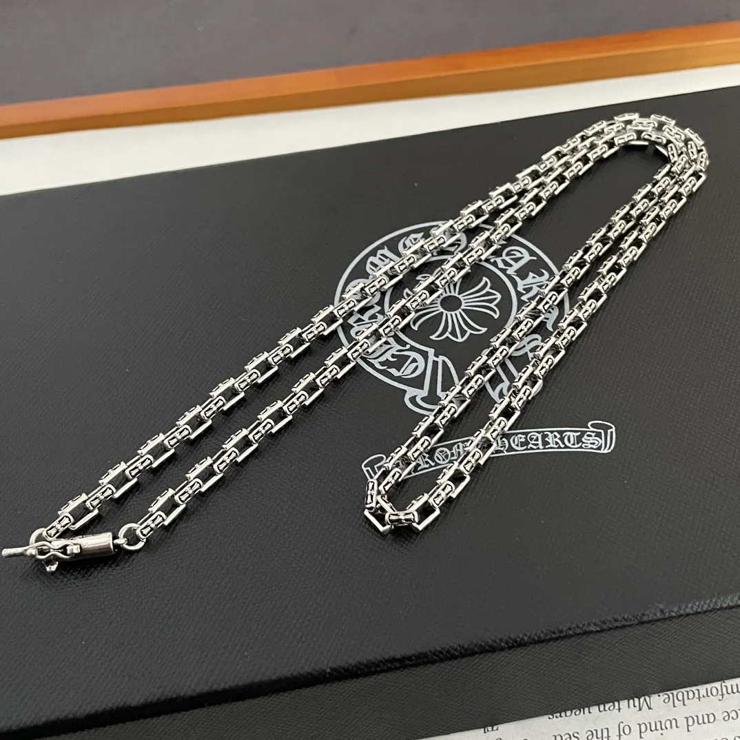 크롬하츠 클래식 레트로 크로스 목걸이 126710