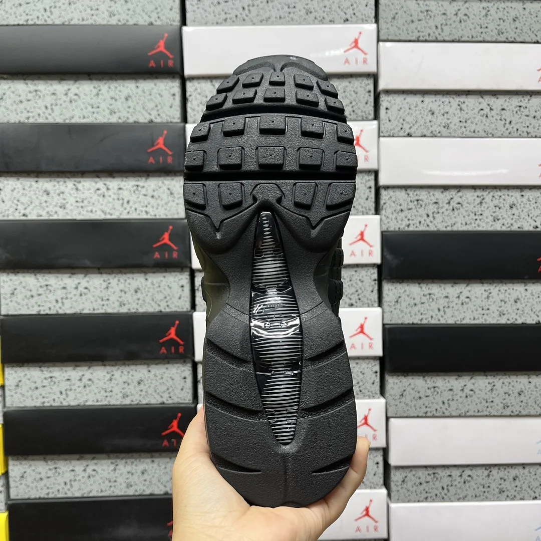 나이키 [WE] 에어 맥스 95 OG HM8755-001 201552 Nike Air Max 95 OG Big Bubble Black 상세 이미지 7