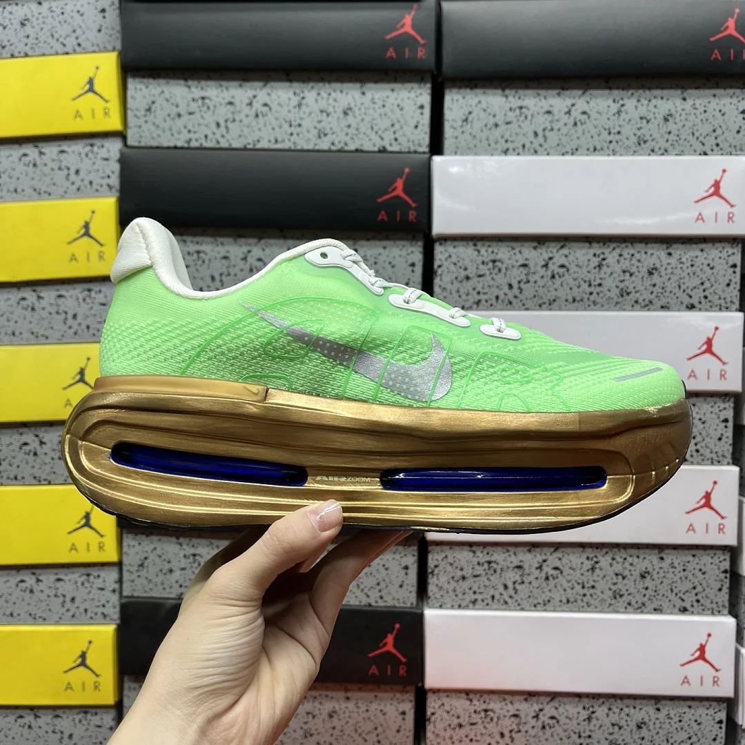 나이키 [CG] 보메로 프리미엄 HQ2050-307 201996 Nike Vomero Premium 상세 이미지 3