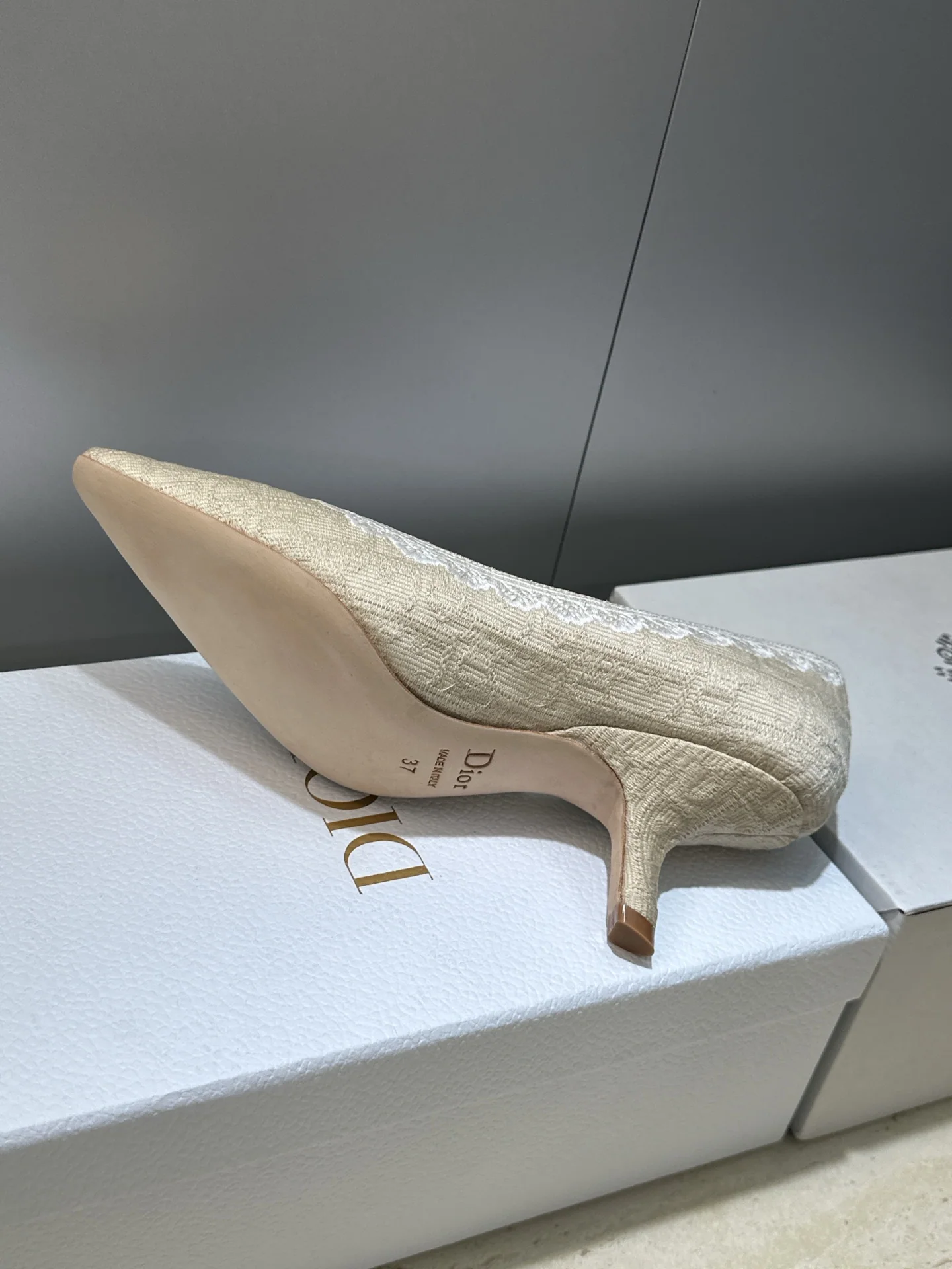 디올 덴털 젤리 컬러 하이힐 상세 이미지 9