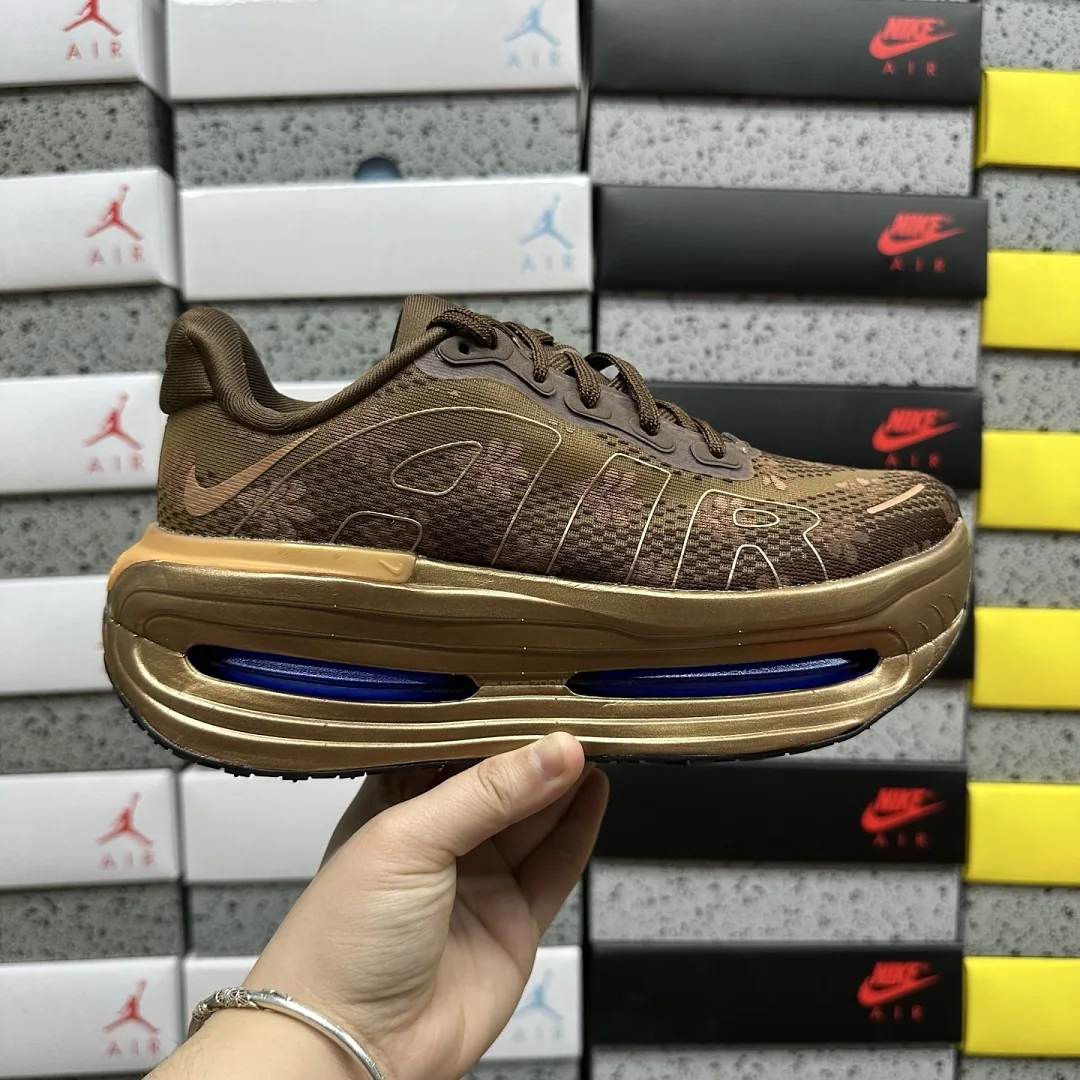 나이키 [M] 보메로 프리미엄 IQ0028-200 201662 Nike Vomero Premium Flat Stout 상세 이미지 9