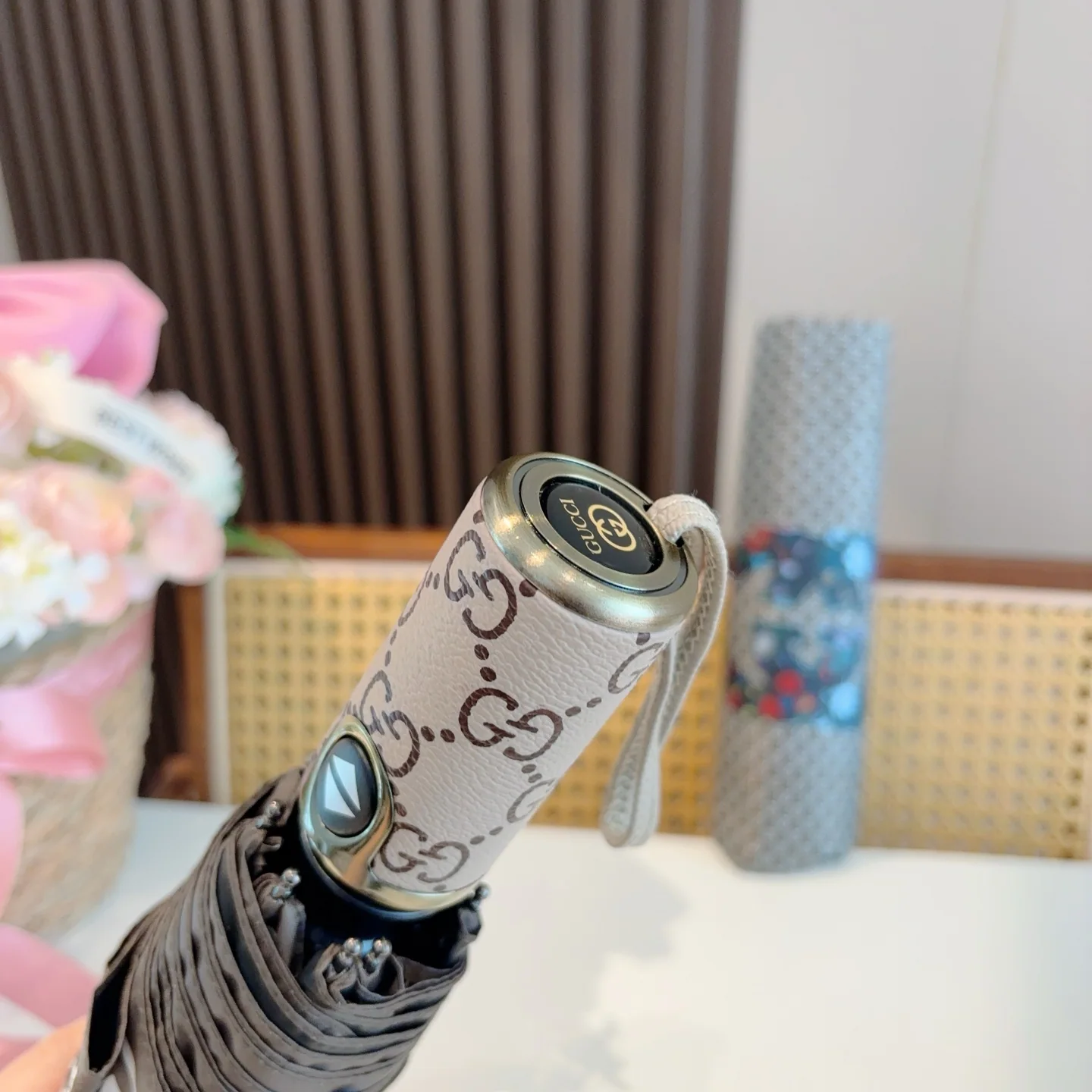 구찌 3 단 자동 접이식 우산 상세 이미지 4