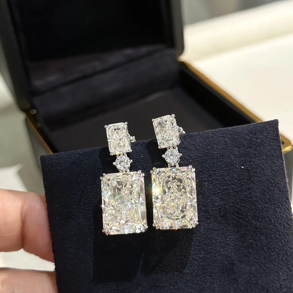 해리윈스턴 귀걸이 71789 Harry Winston Earrings 상세 이미지 4