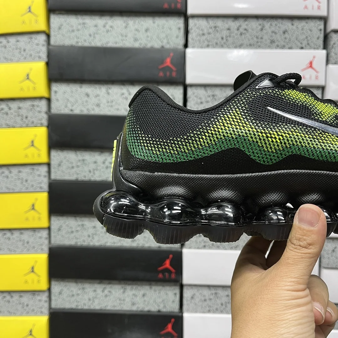 나이키 [EG] 에어 IQ7634-001 201664 Nike Air Liquid Max Black Green Apple 상세 이미지 8