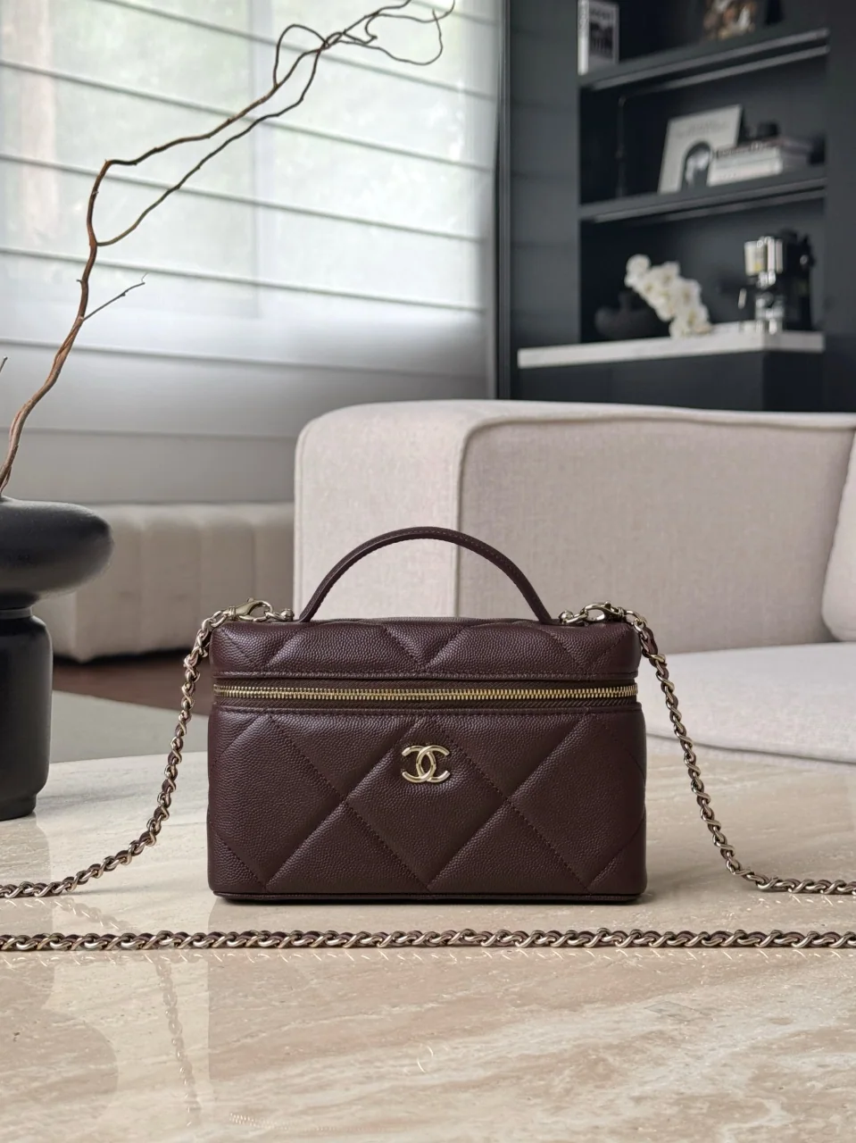 샤넬 브라운 레트로 가방 143600