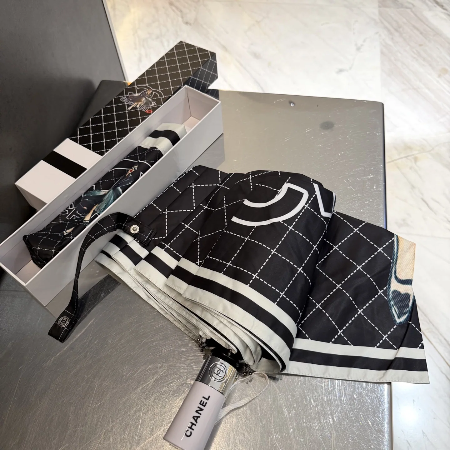 샤넬 우산 85288 Chanel Umbrella 상세 이미지 3