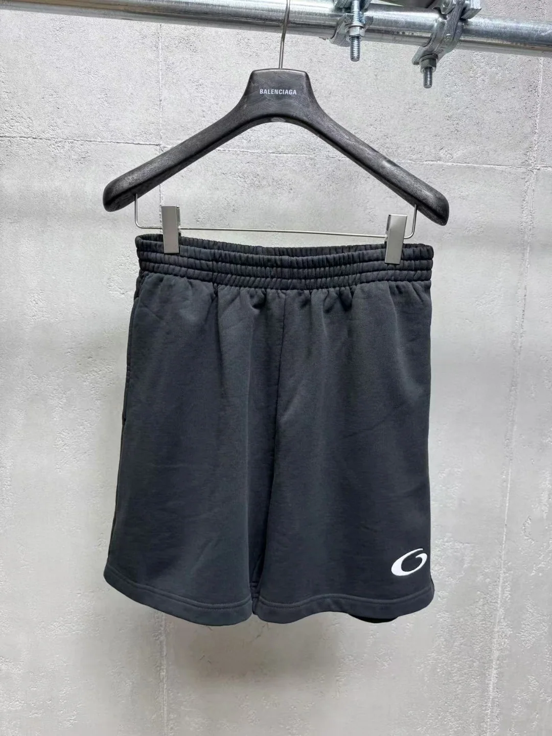 발렌시아가 남성 반바지 상세 이미지 7