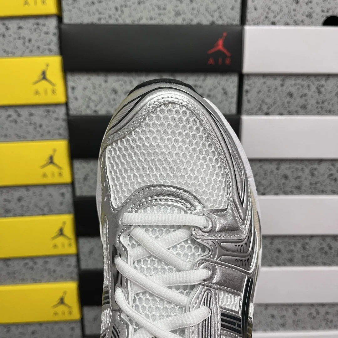 아식스 [ZC] 젤 카야노 14 1203A537-110 200324 Asics Gel-Kayano 14 White Graphite Grey 상세 이미지 7