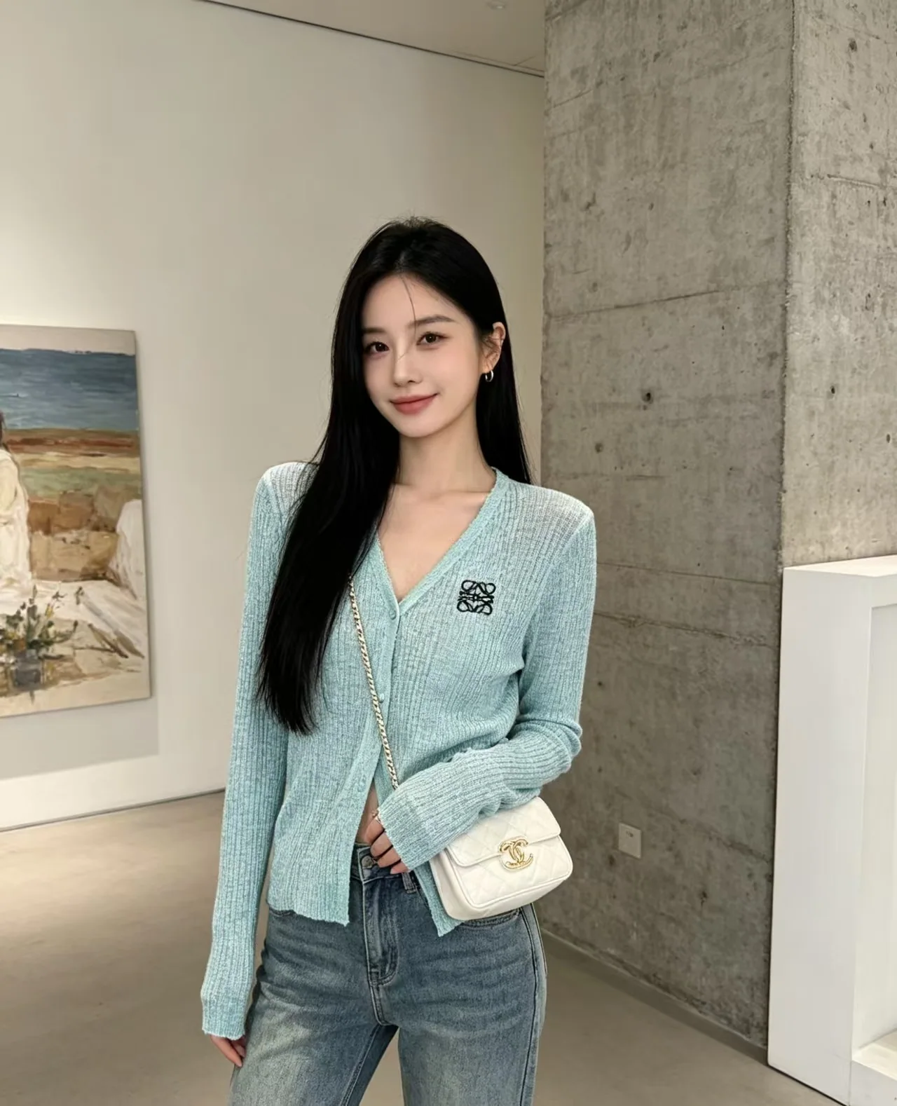로에베 세로 리브 V넥 울 가디건 127840