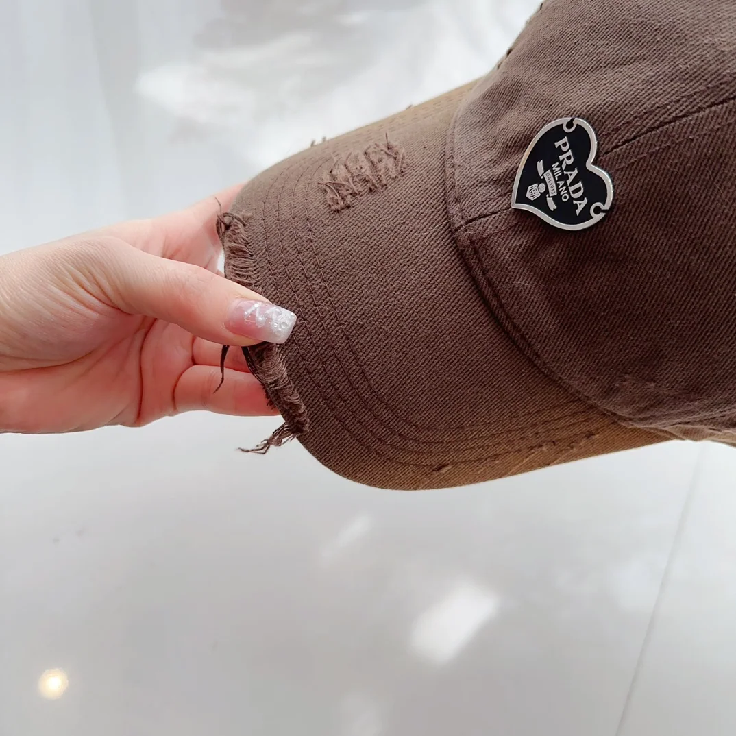 프라다 베이스볼캡 상세 이미지 3