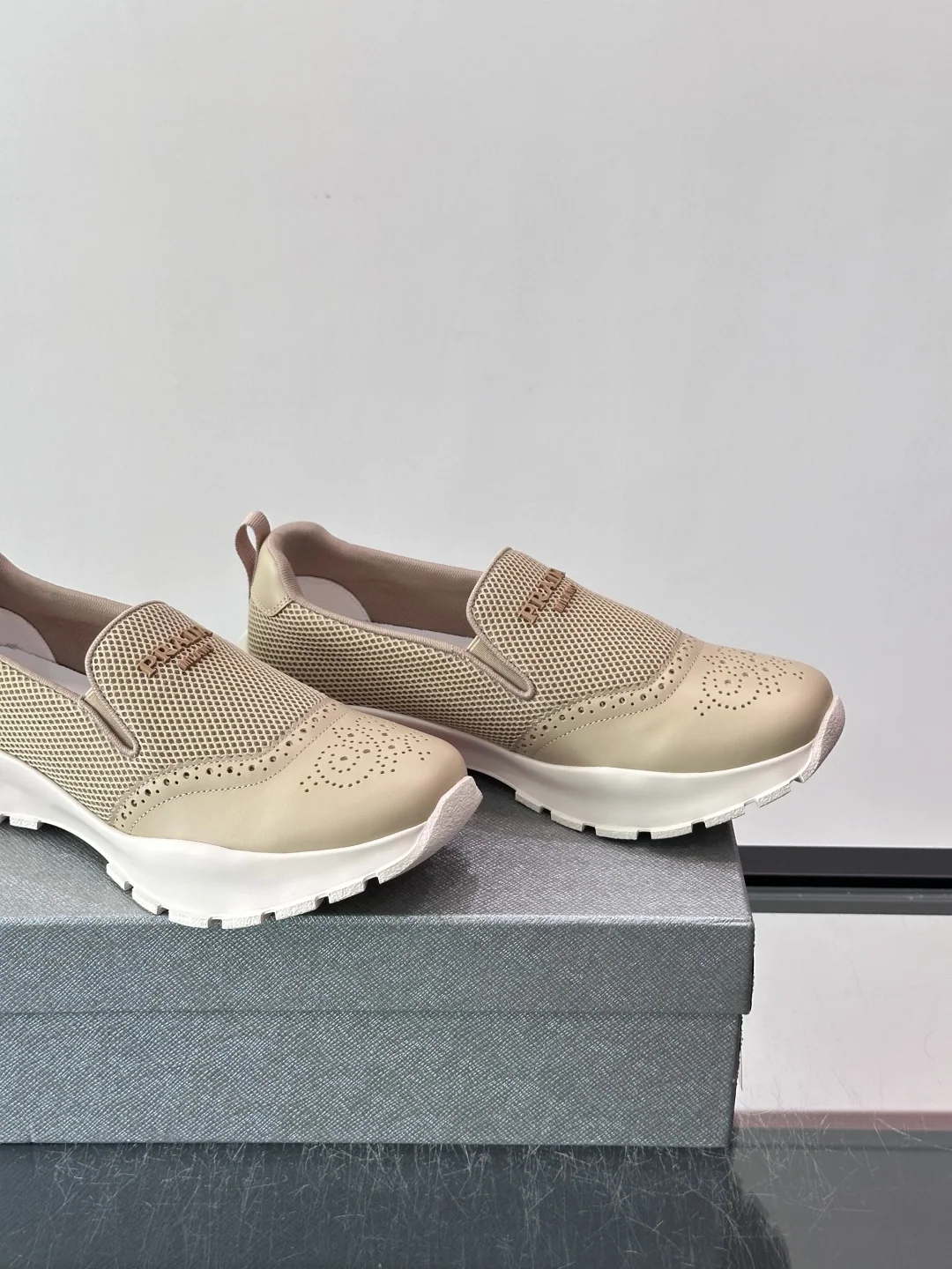 프라다 신발 148095 Prada Sneakers 상세 이미지 7