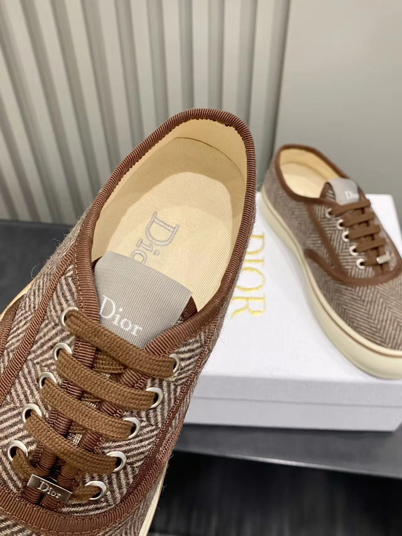 디올 신발 상세 이미지 7