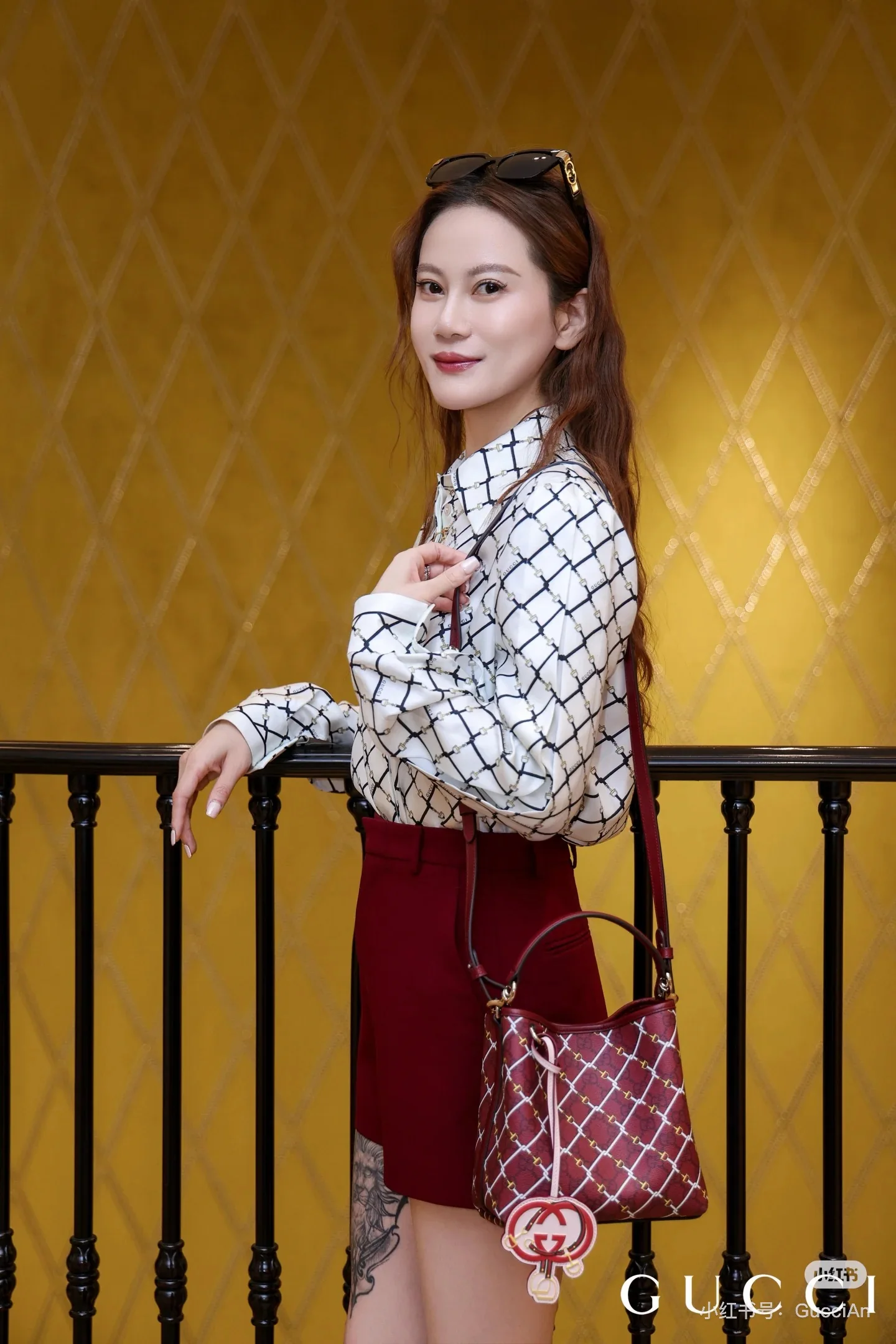 구찌 다이아몬드 패턴 실크 셔츠 상세 이미지 3