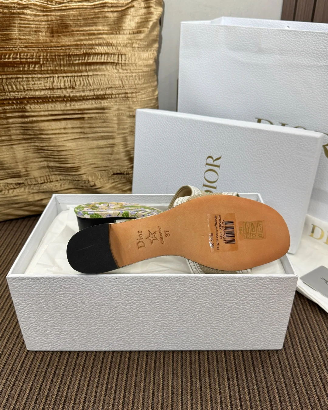 디올 자수 캔버스 슬리퍼 상세 이미지 9