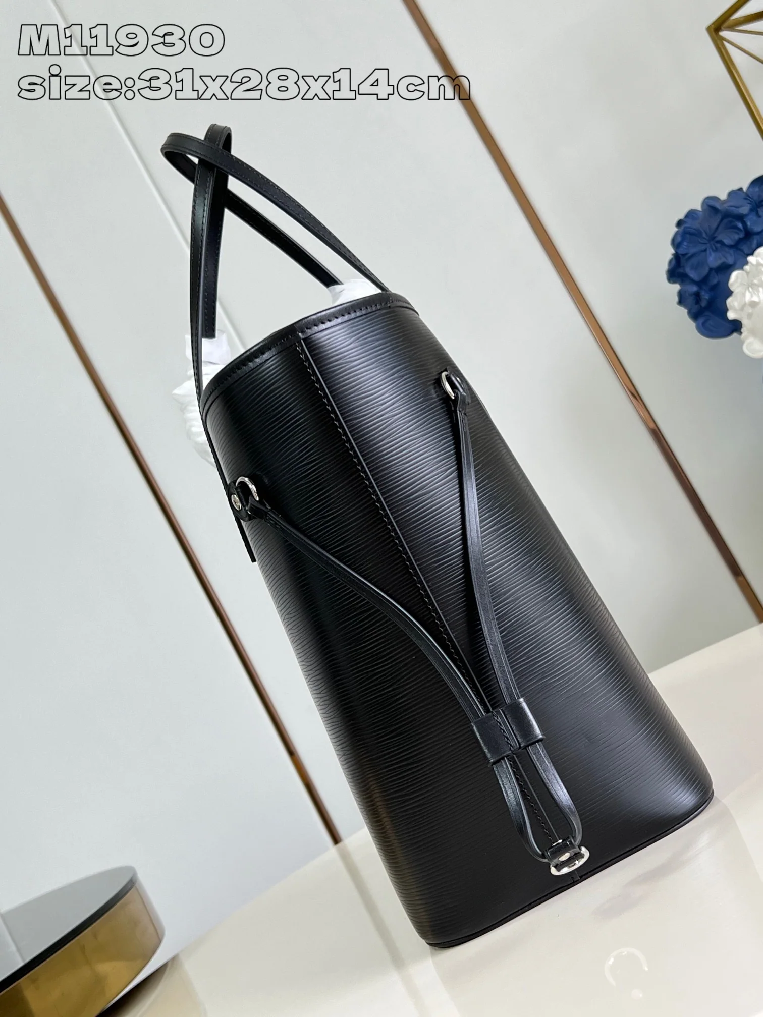 루이비통 네버풀 MM 토트백 M11930 블랙 가방 상세 이미지 4