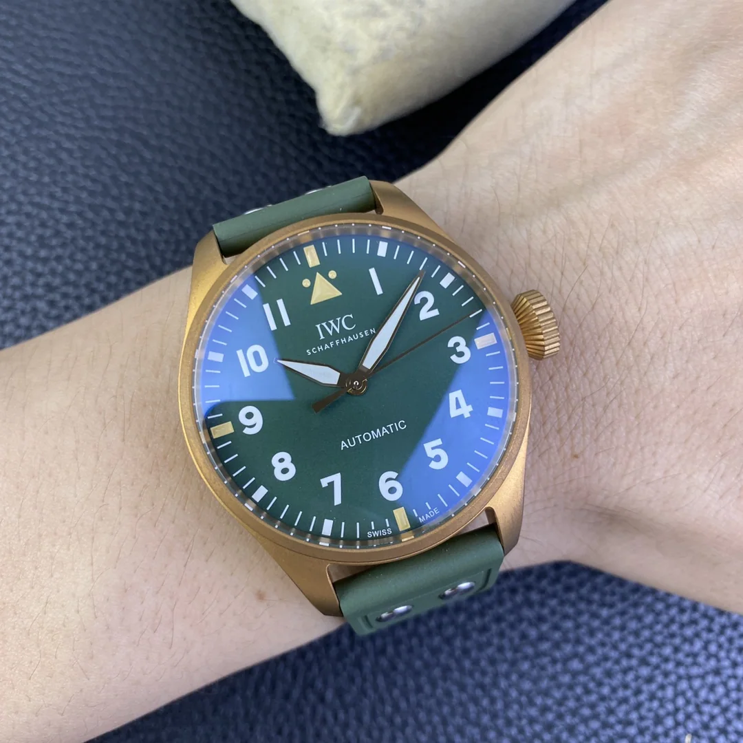 IWC 파일럿 브론즈 케이스 시계 42493