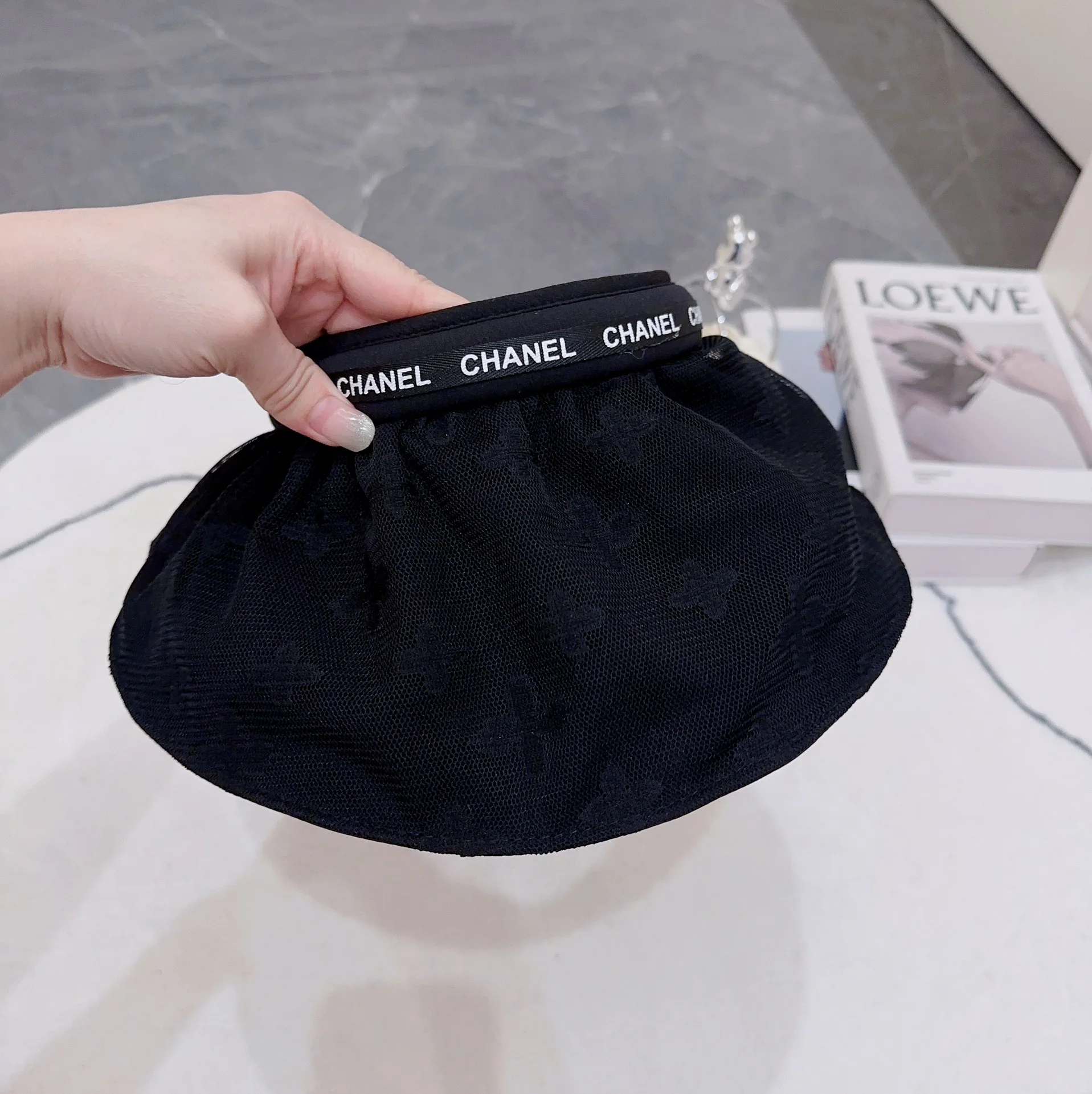 샤넬 레이스 자수 선쉐이드 바이저 모자 상세 이미지 9